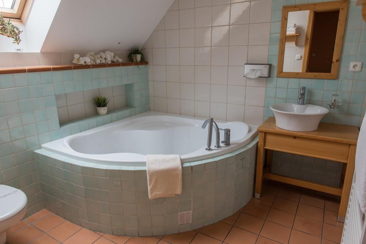 Comfort Double or Twin Room - Photo 6
