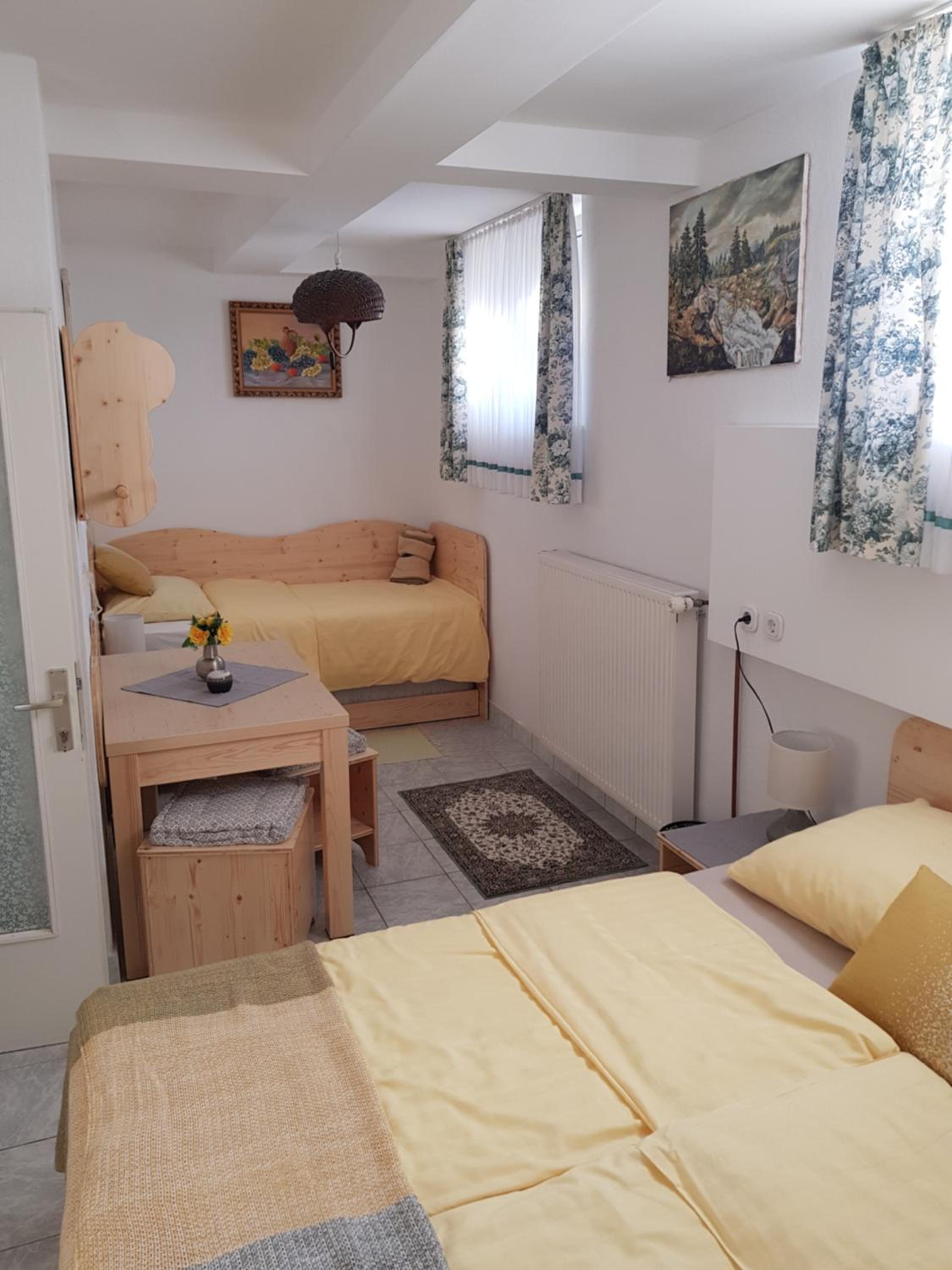 Quadruple Room Basement photo 1
