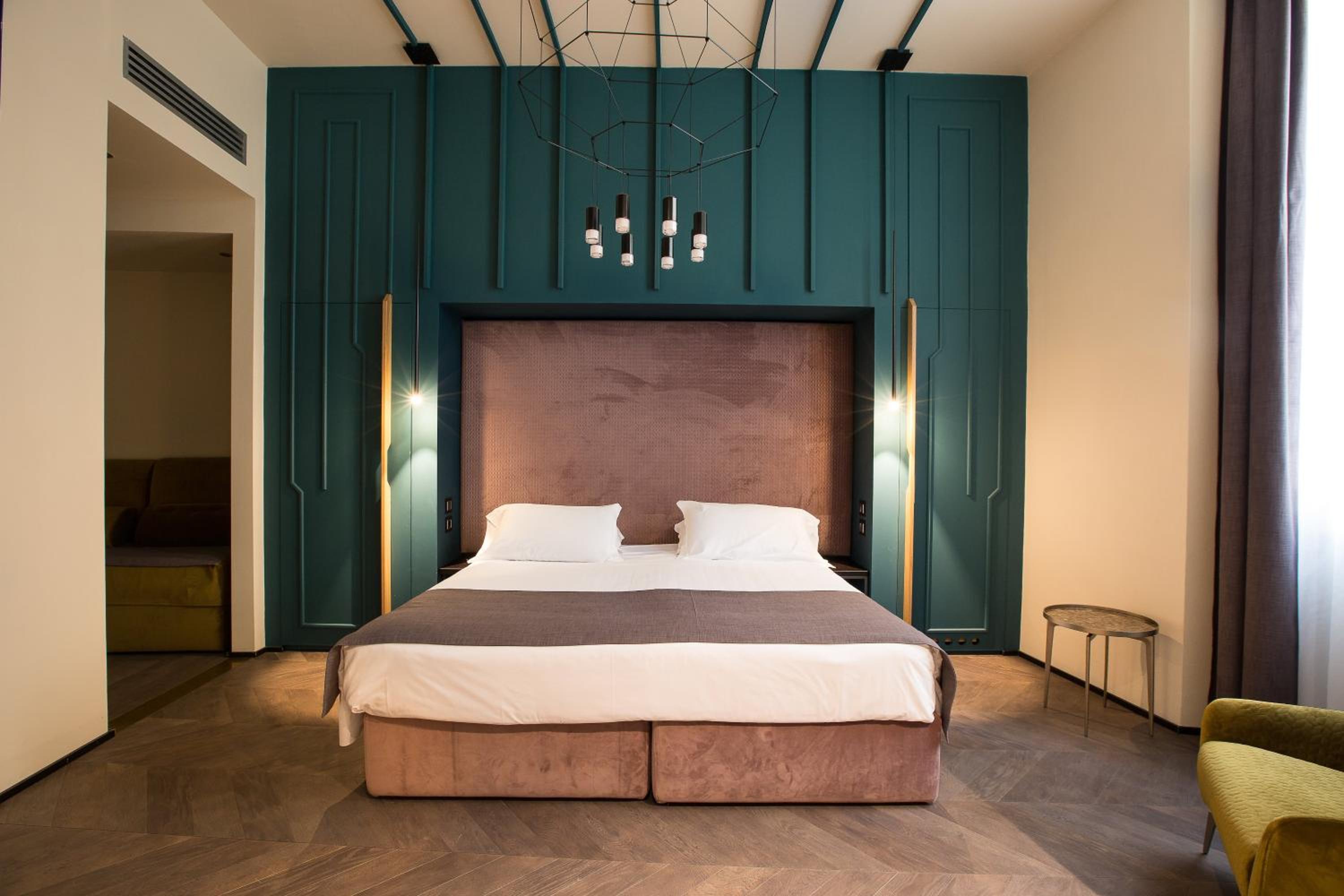 Premium Triple Room - Photo 4