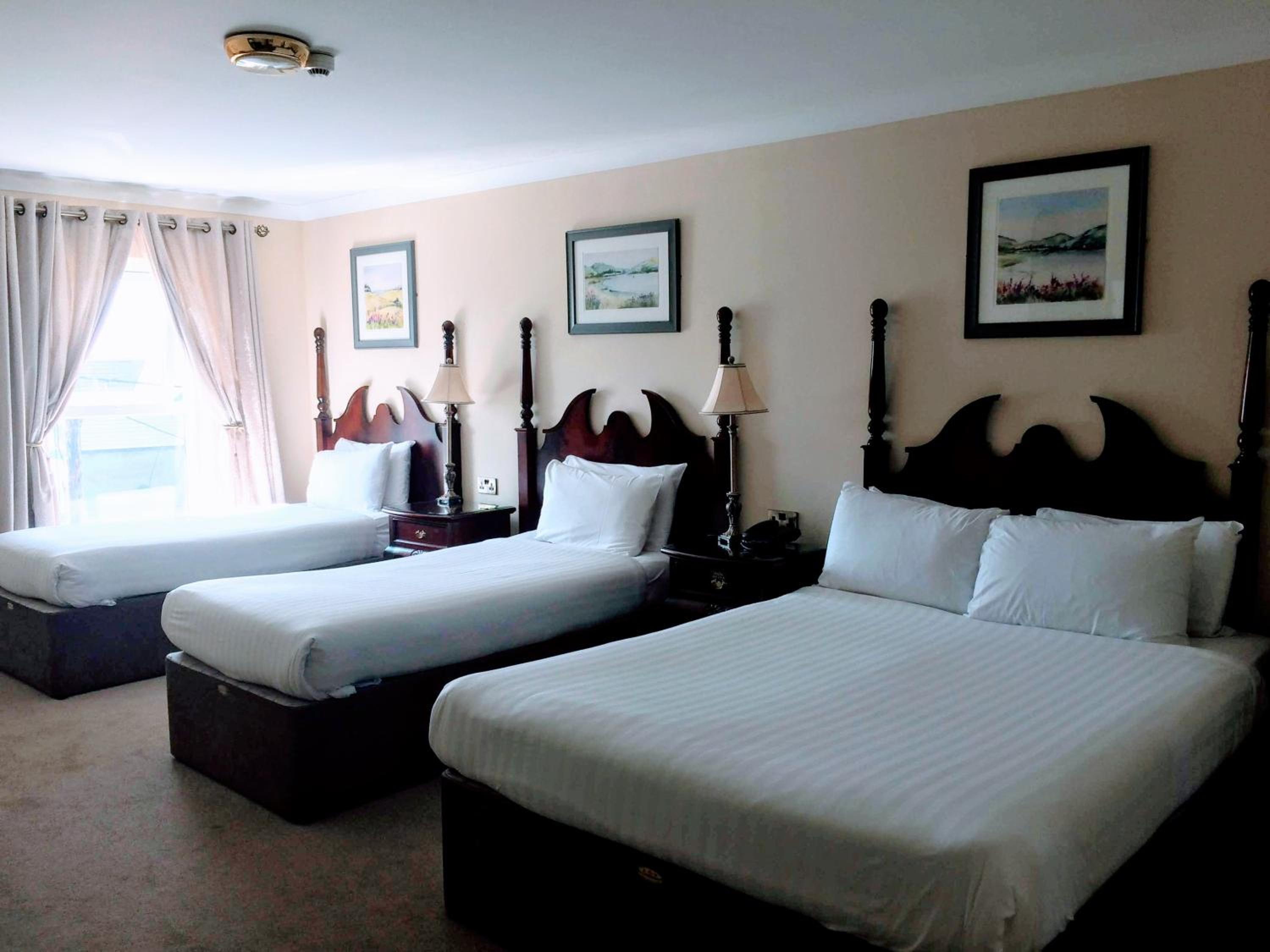 Family Room (2 Adults + 2 Children) photo 1