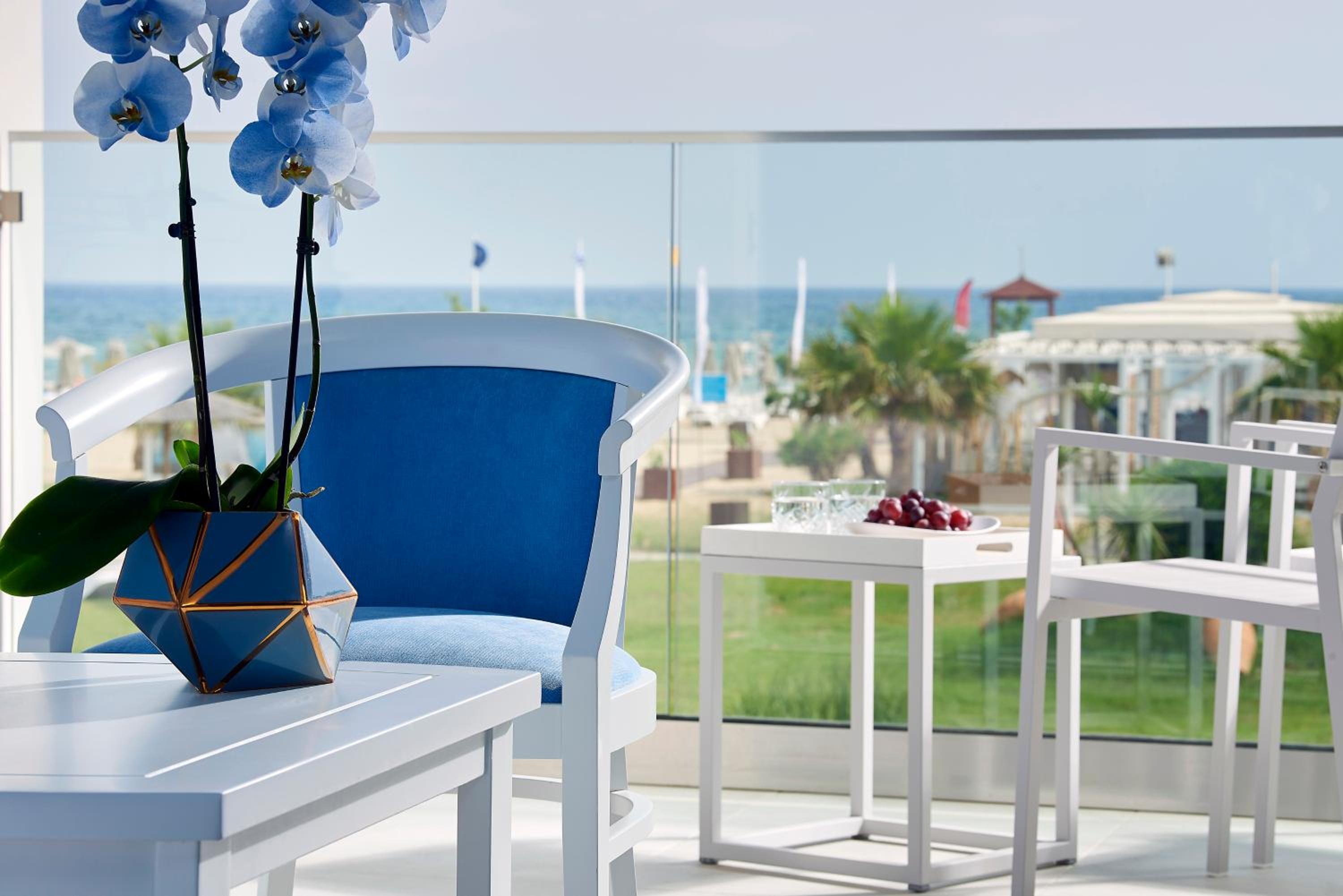 Junior Suite Beach Front photo 2