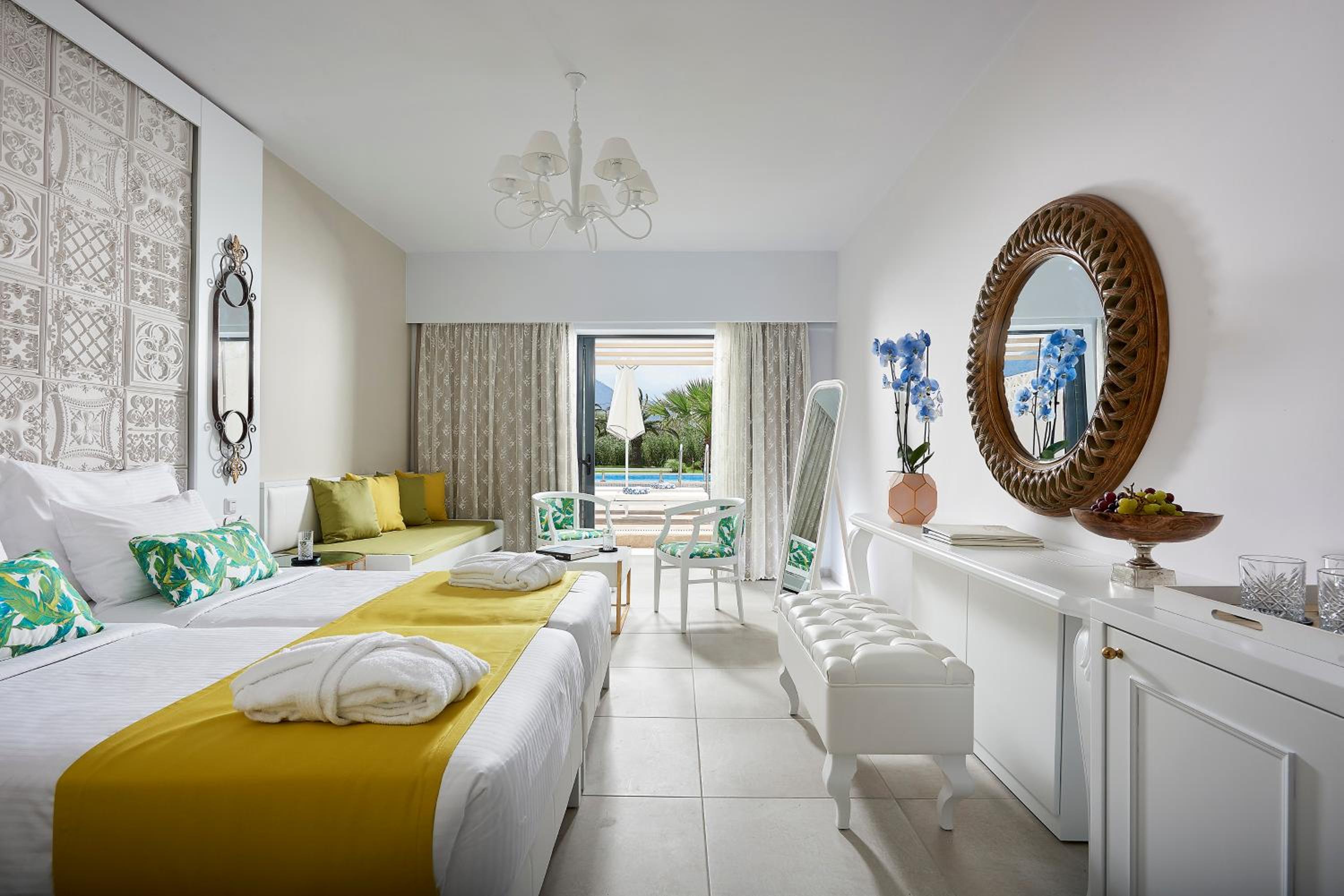 Executive Double Room with Shared Pool