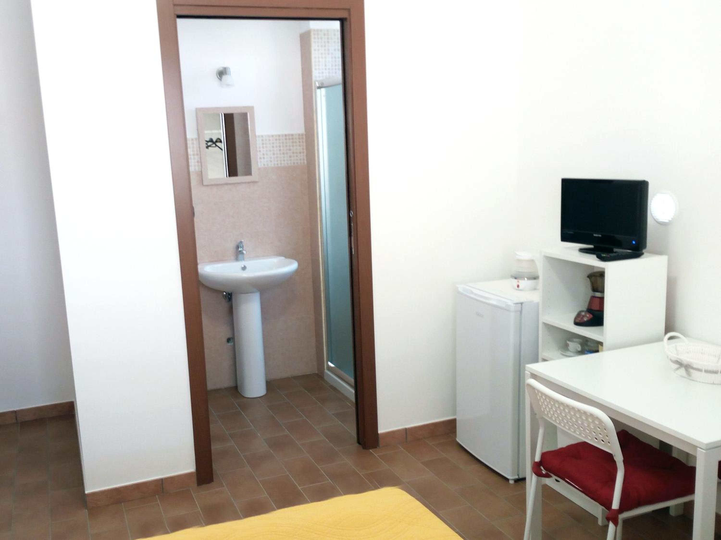 Studio Apartment photo 1