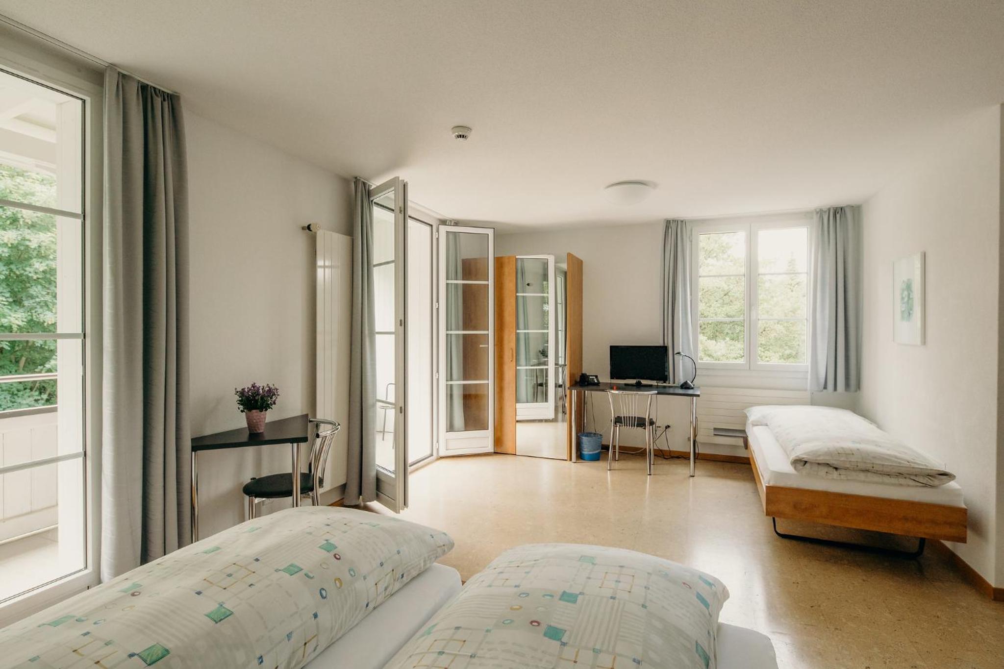 Comfort Triple Room