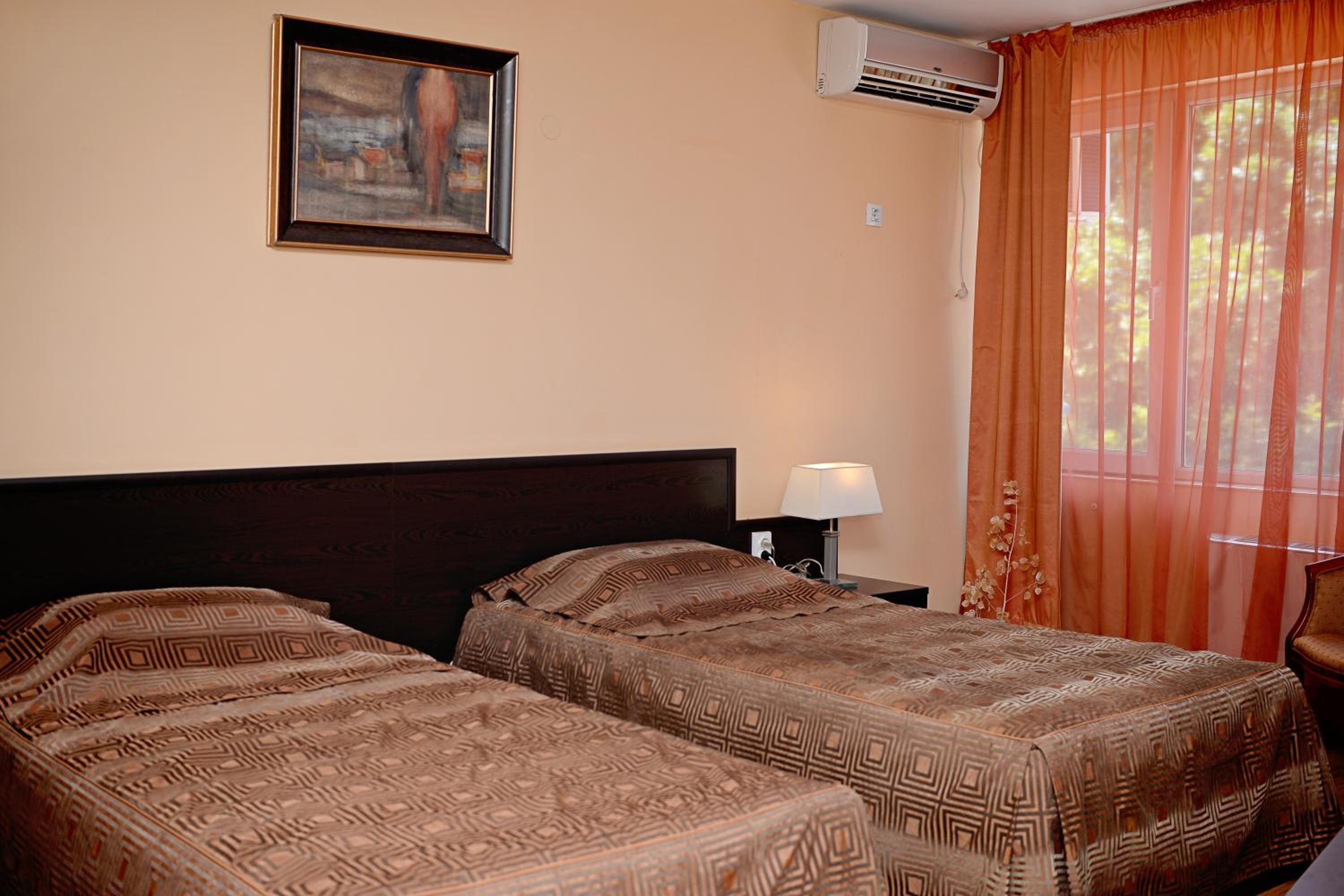 Deluxe Double Room with Bath