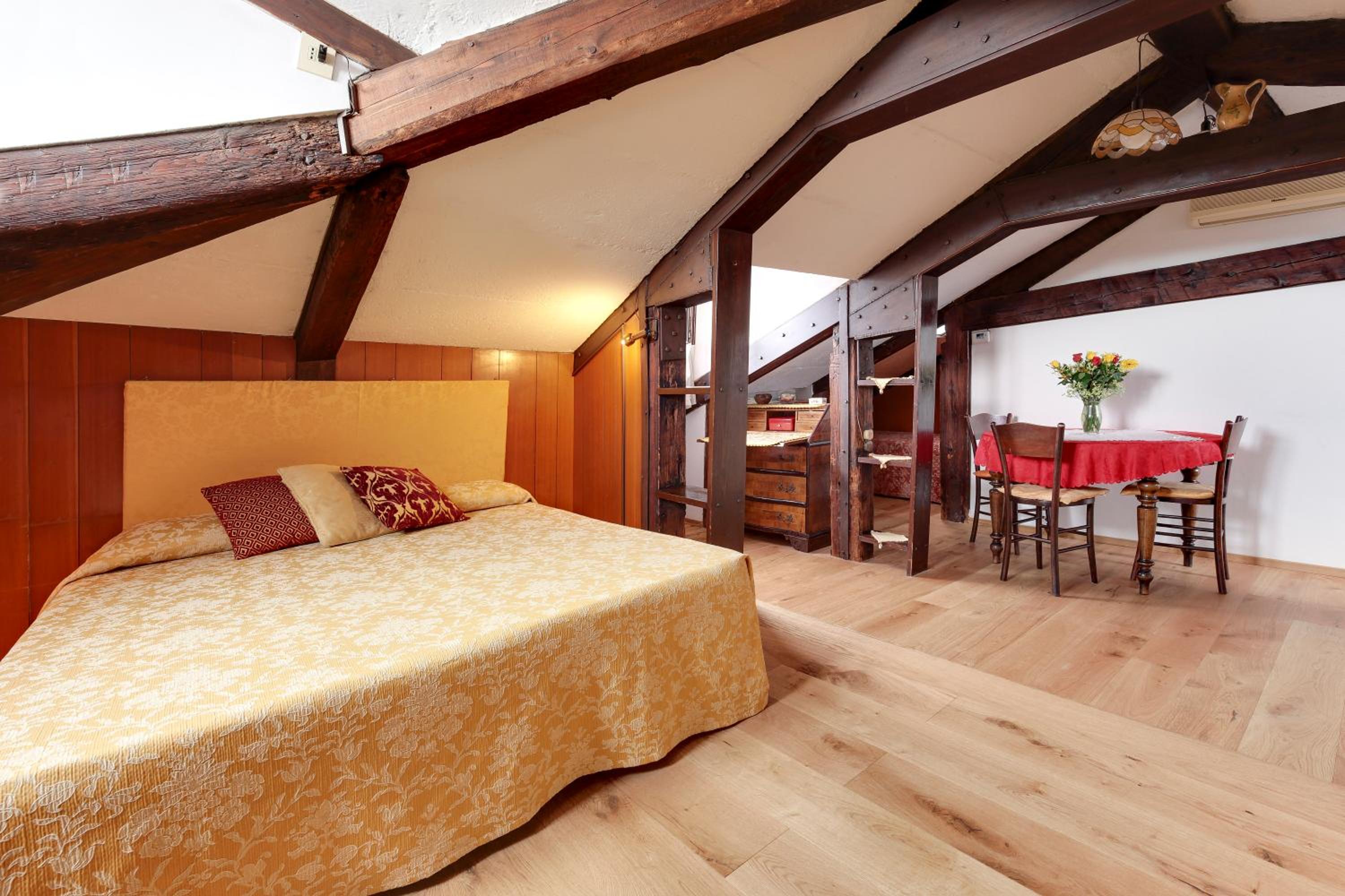 Penthouse Apartment photo 3