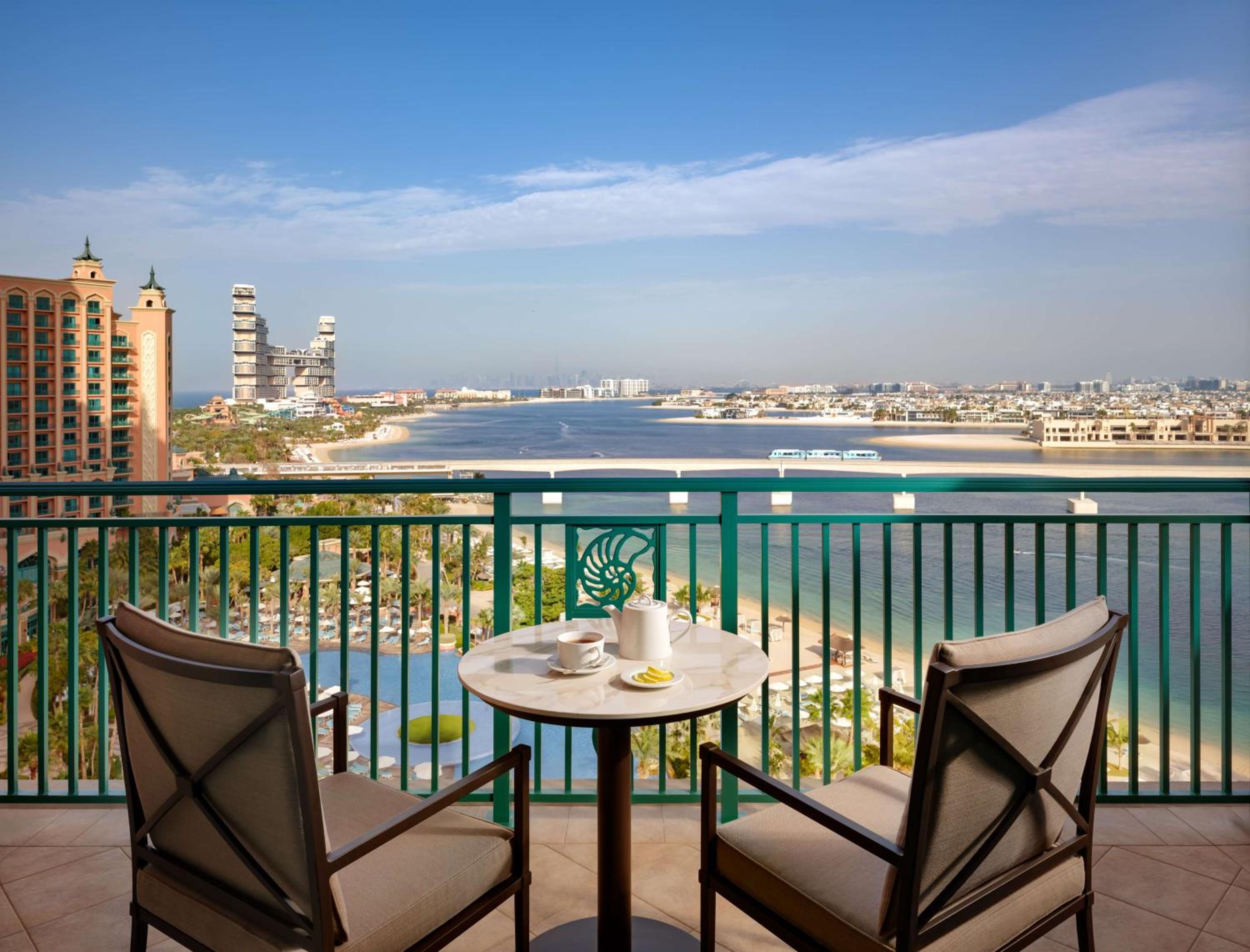 2 Bedroom Skyline Suite