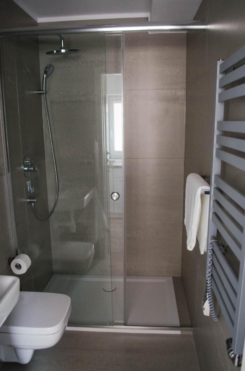 Deluxe Apartment photo 2