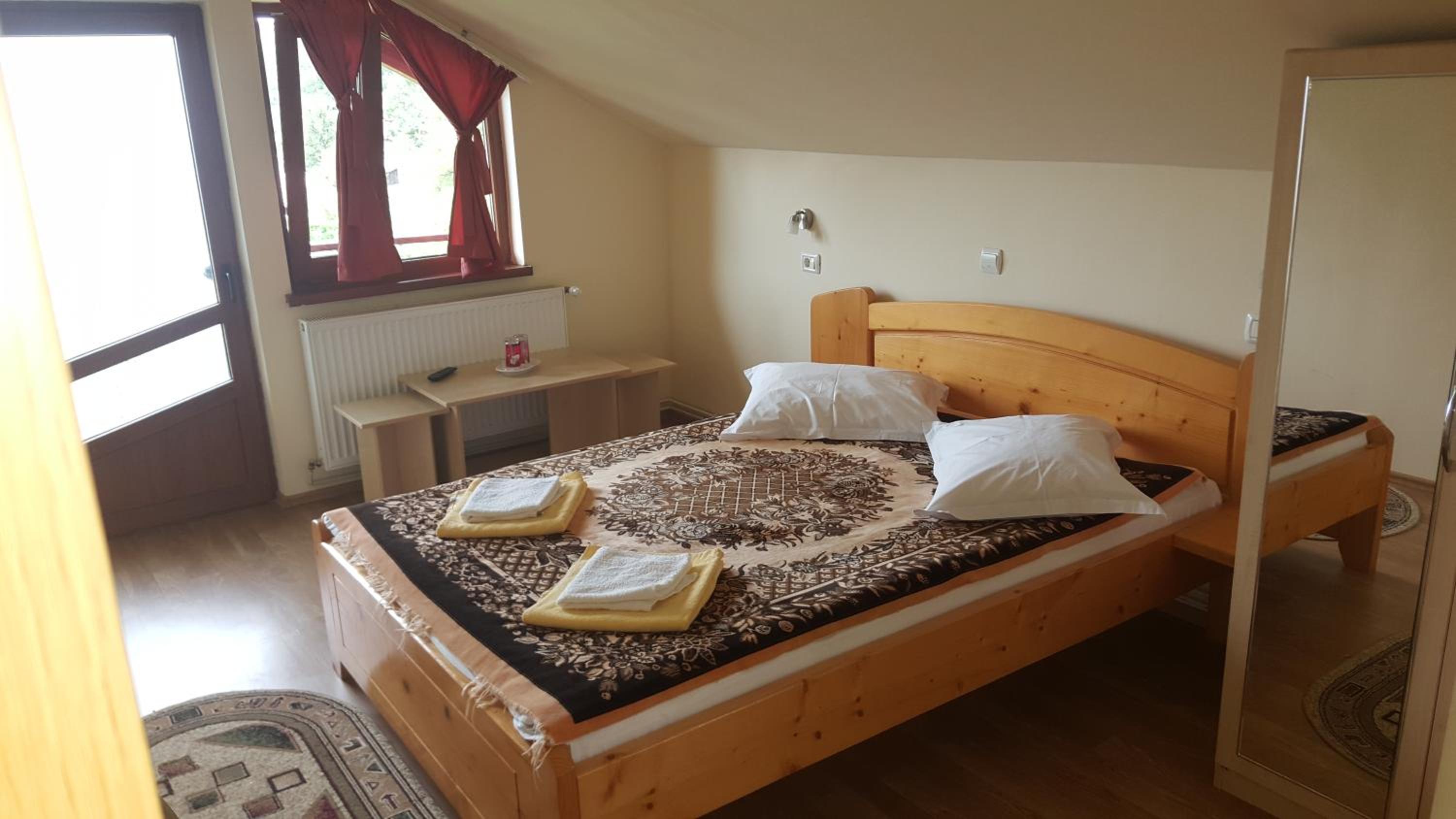 Double Room - Photo 1