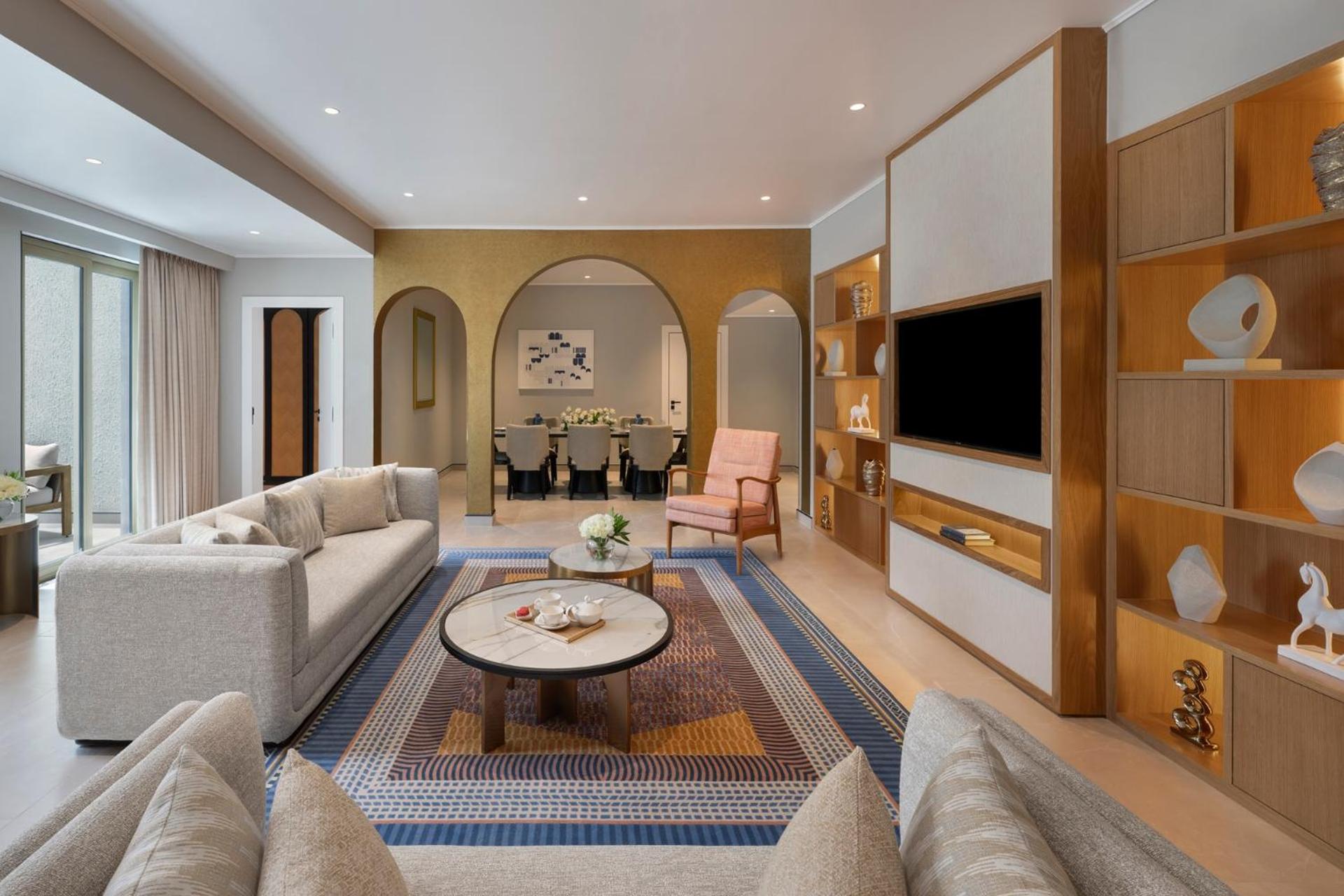 Two Bedroom Presidential Suite, Newly Renovated, Living Zimmer & Dining Area, Evening Drinks & Canapes Section