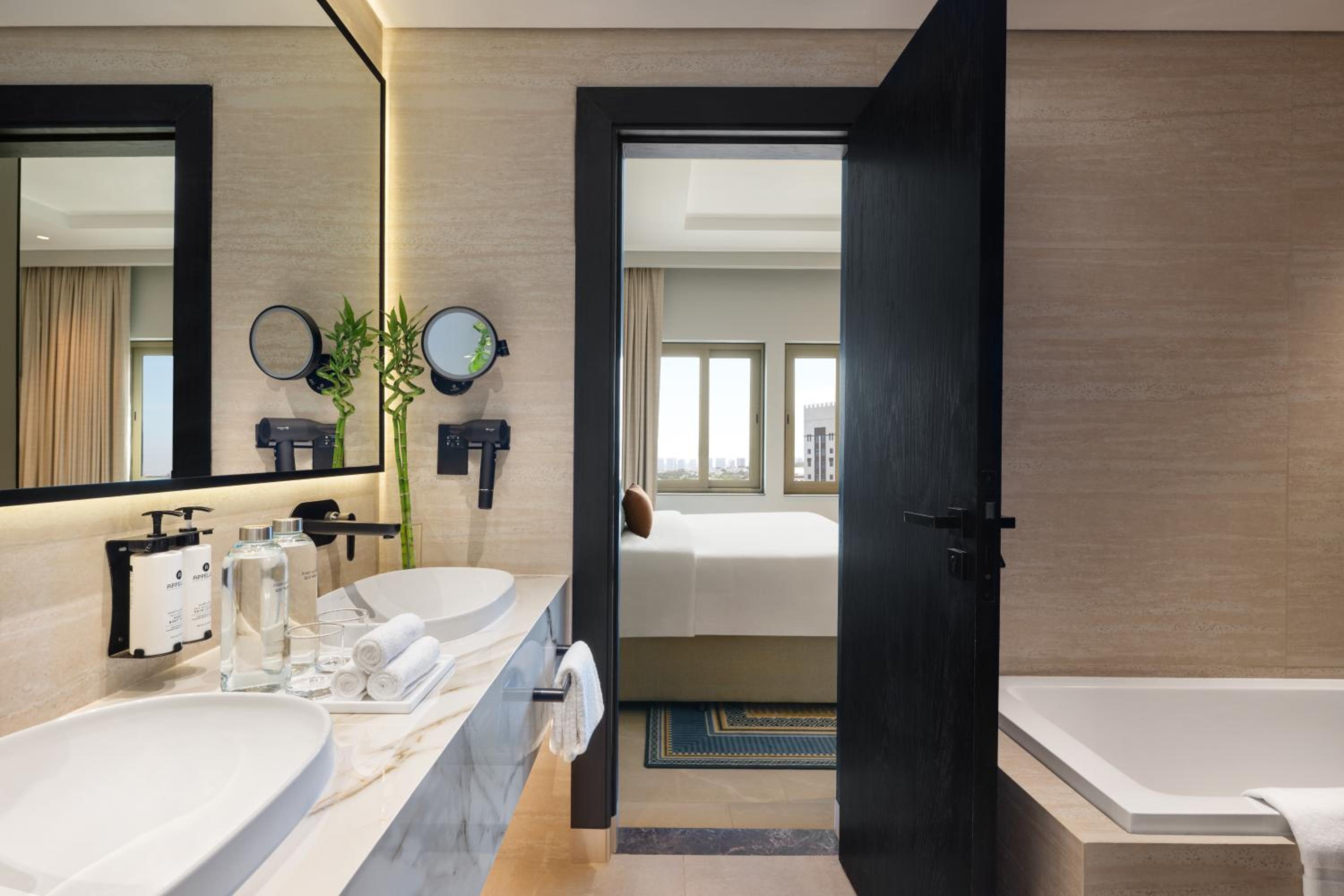 Two Bedroom Presidential Suite, Newly Renovated, Living Zimmer & Dining Area, Evening Drinks & Canapes Section thumbnail 6