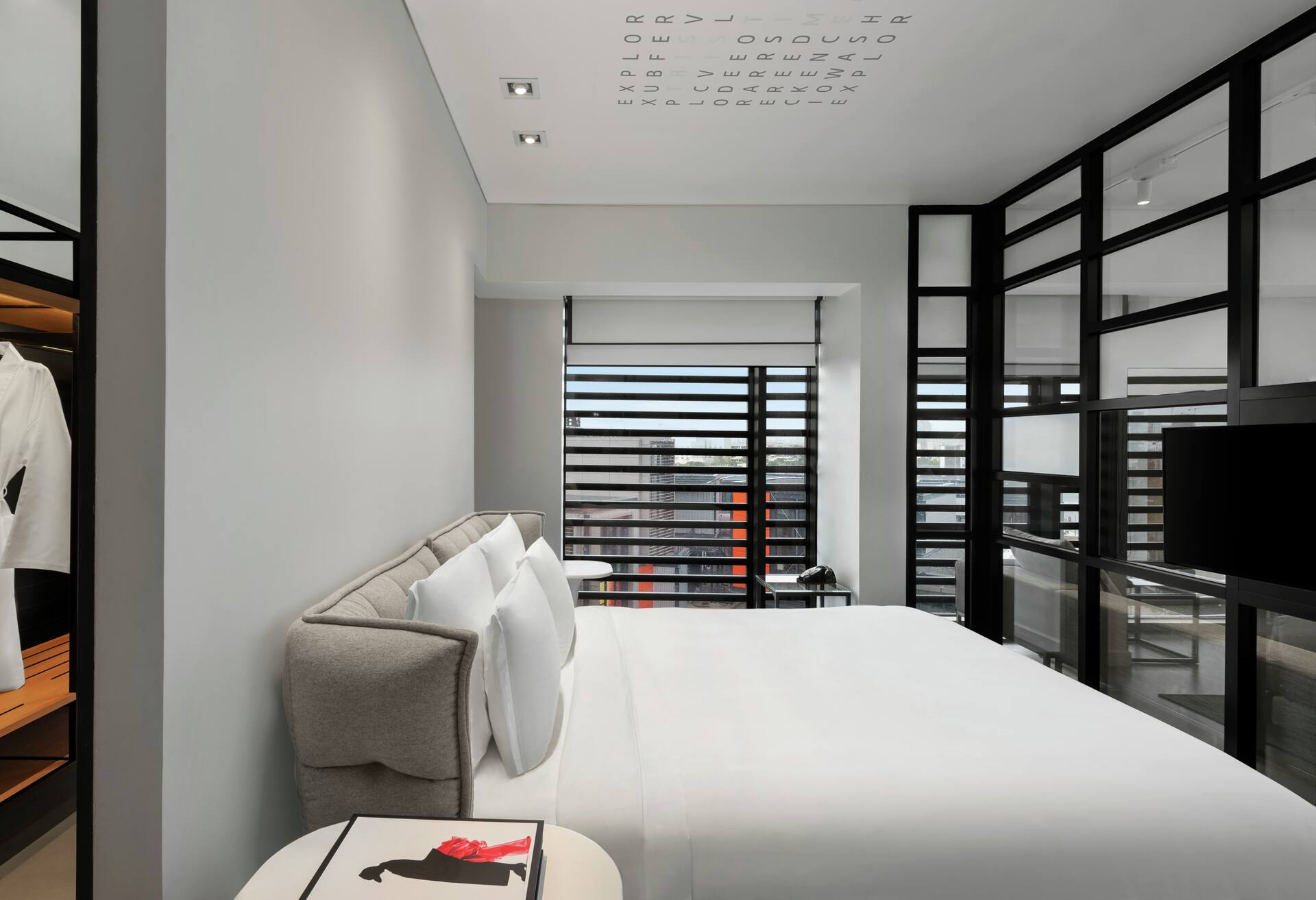 King One Bedroom Suite with Creek View