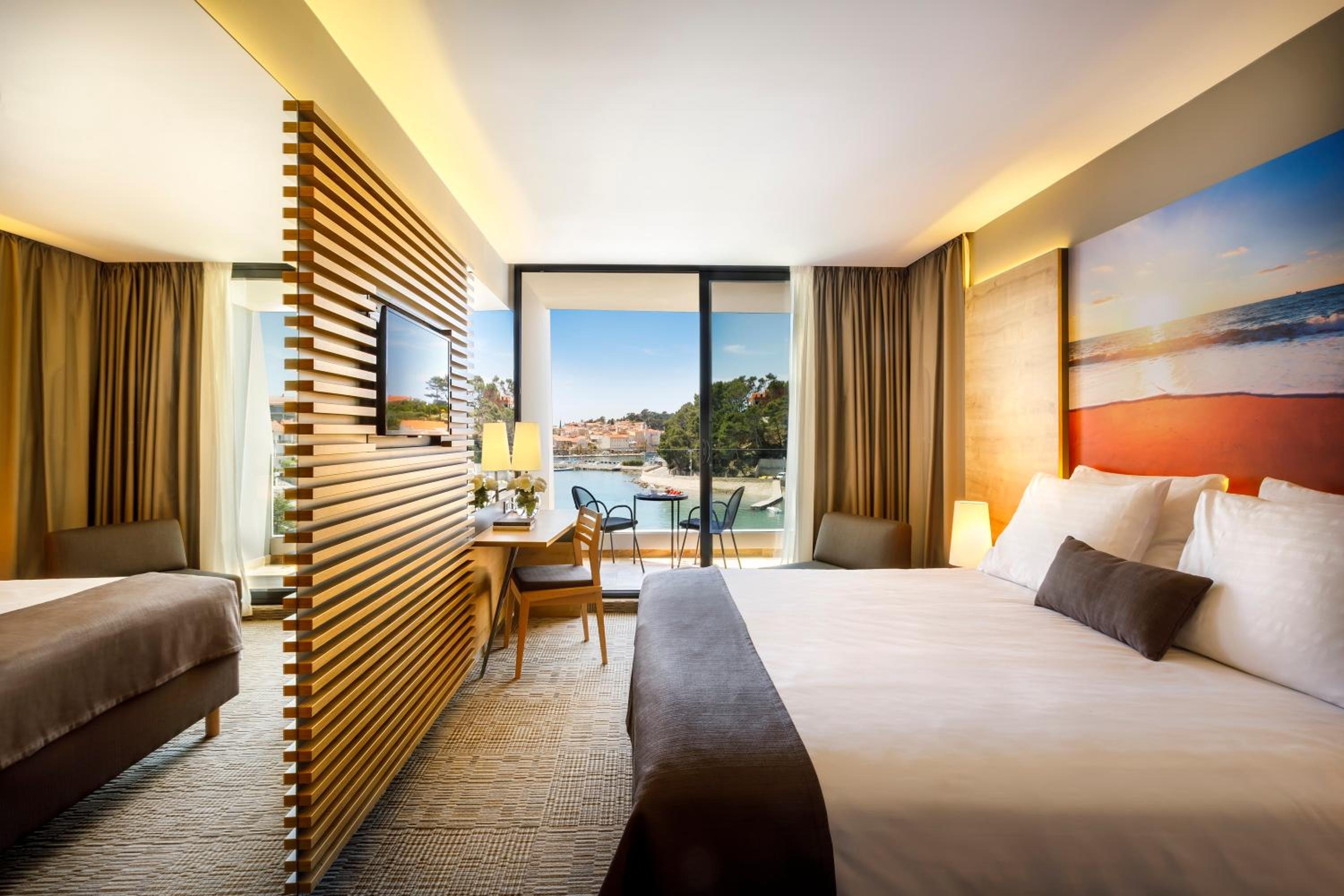 Room for 2+1 Seaview