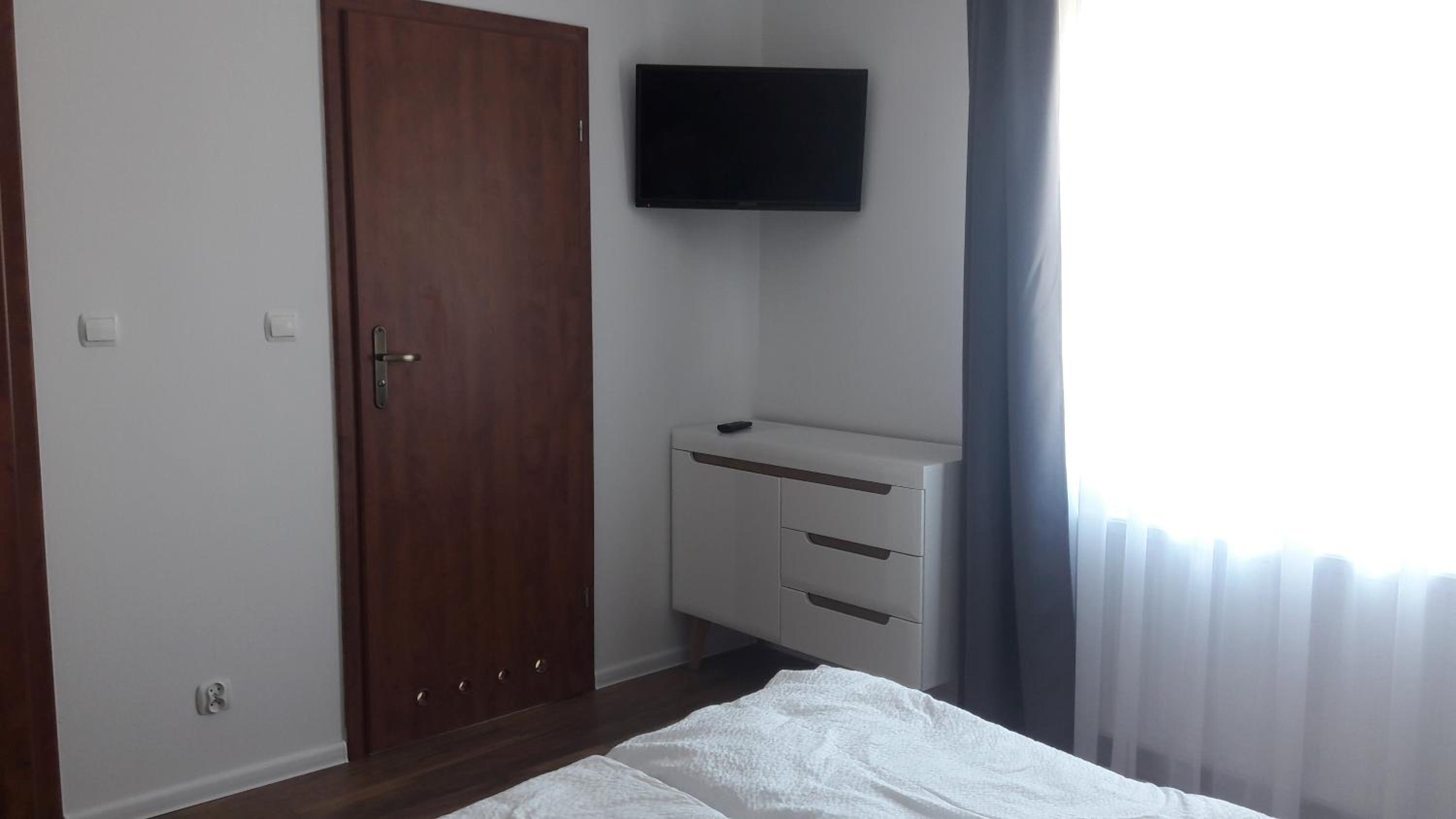 Double Room - Photo 4