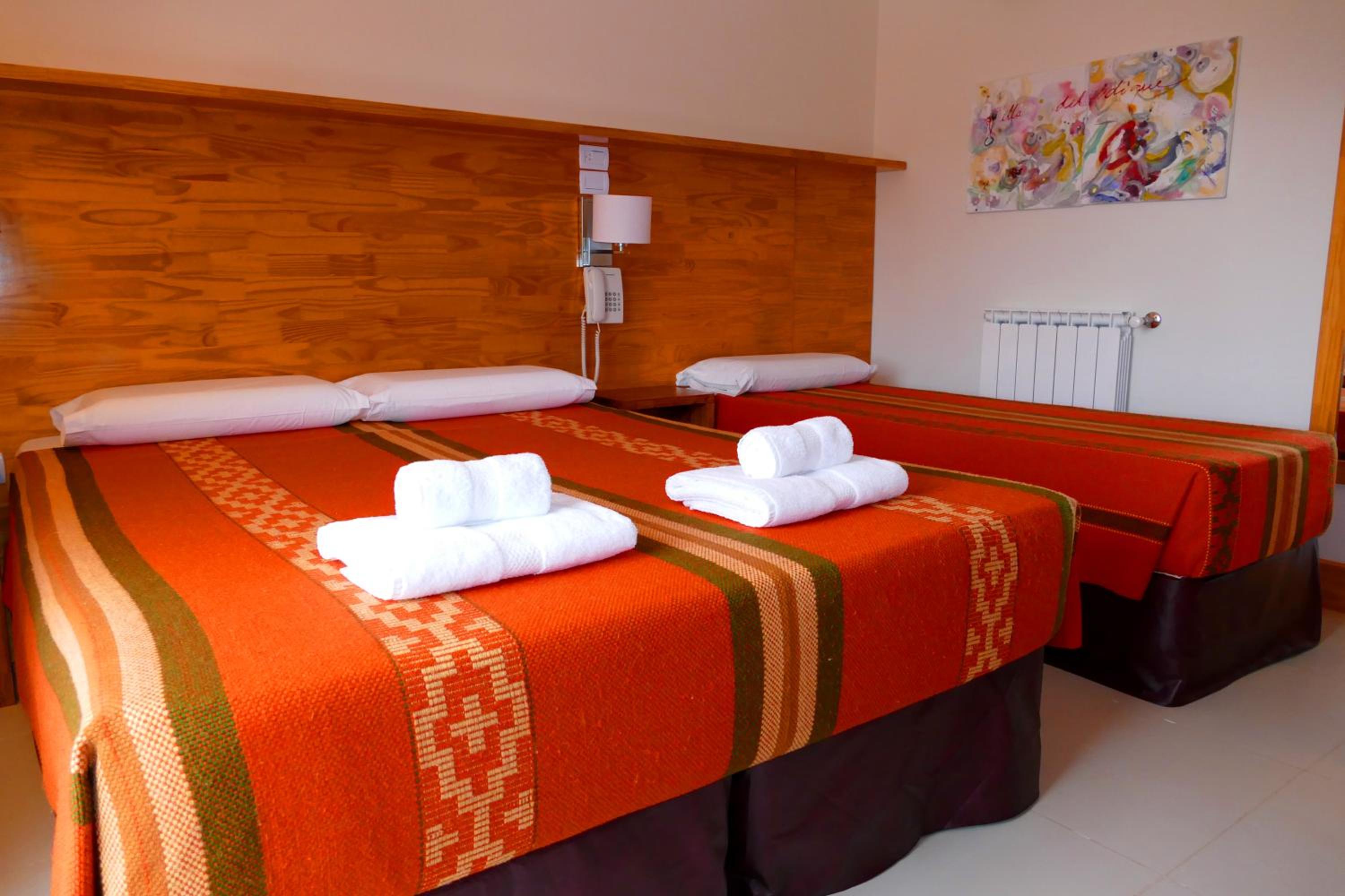 Quadruple Room with Mountain View photo 2