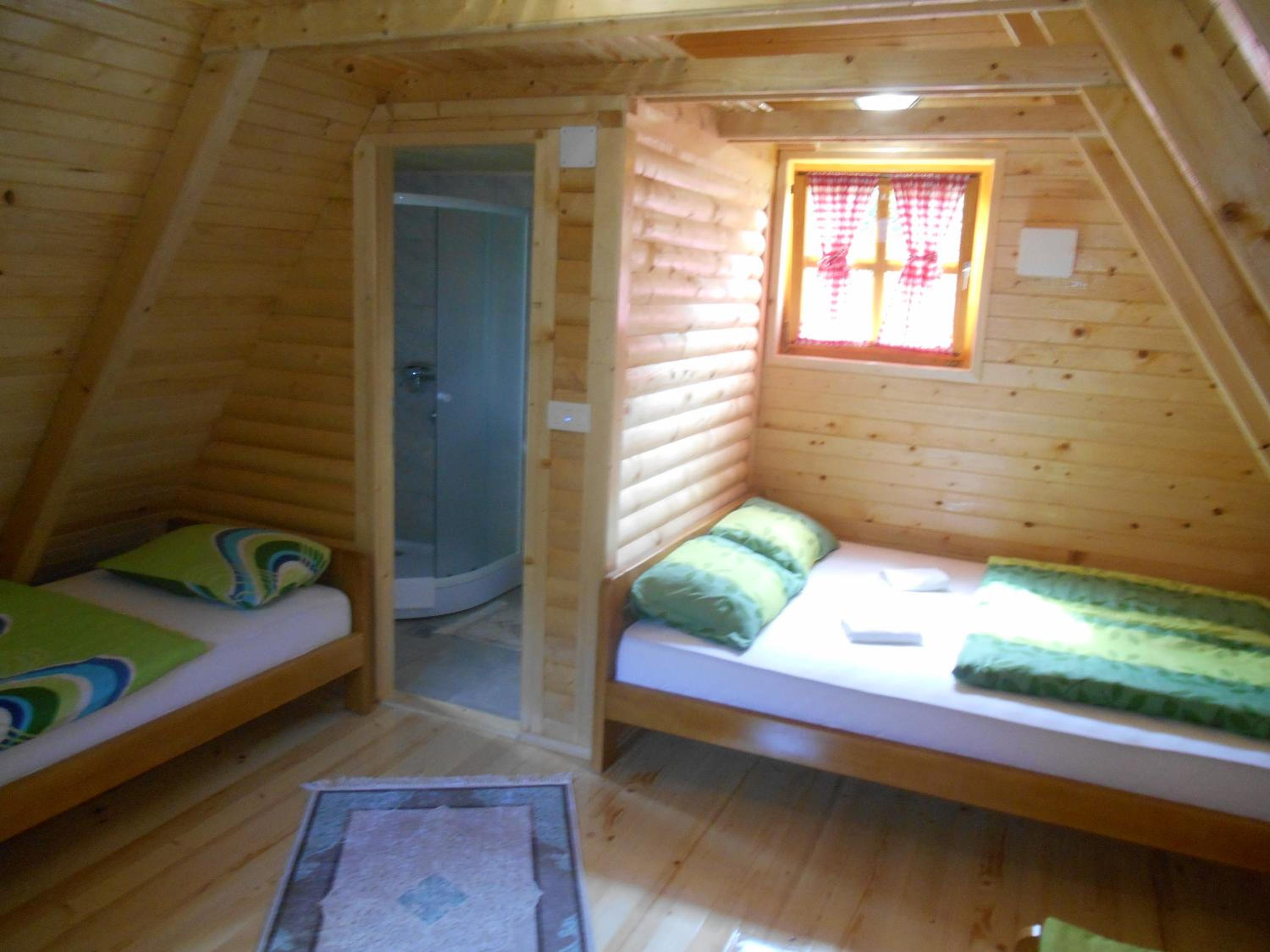 Bungalow - Water Front