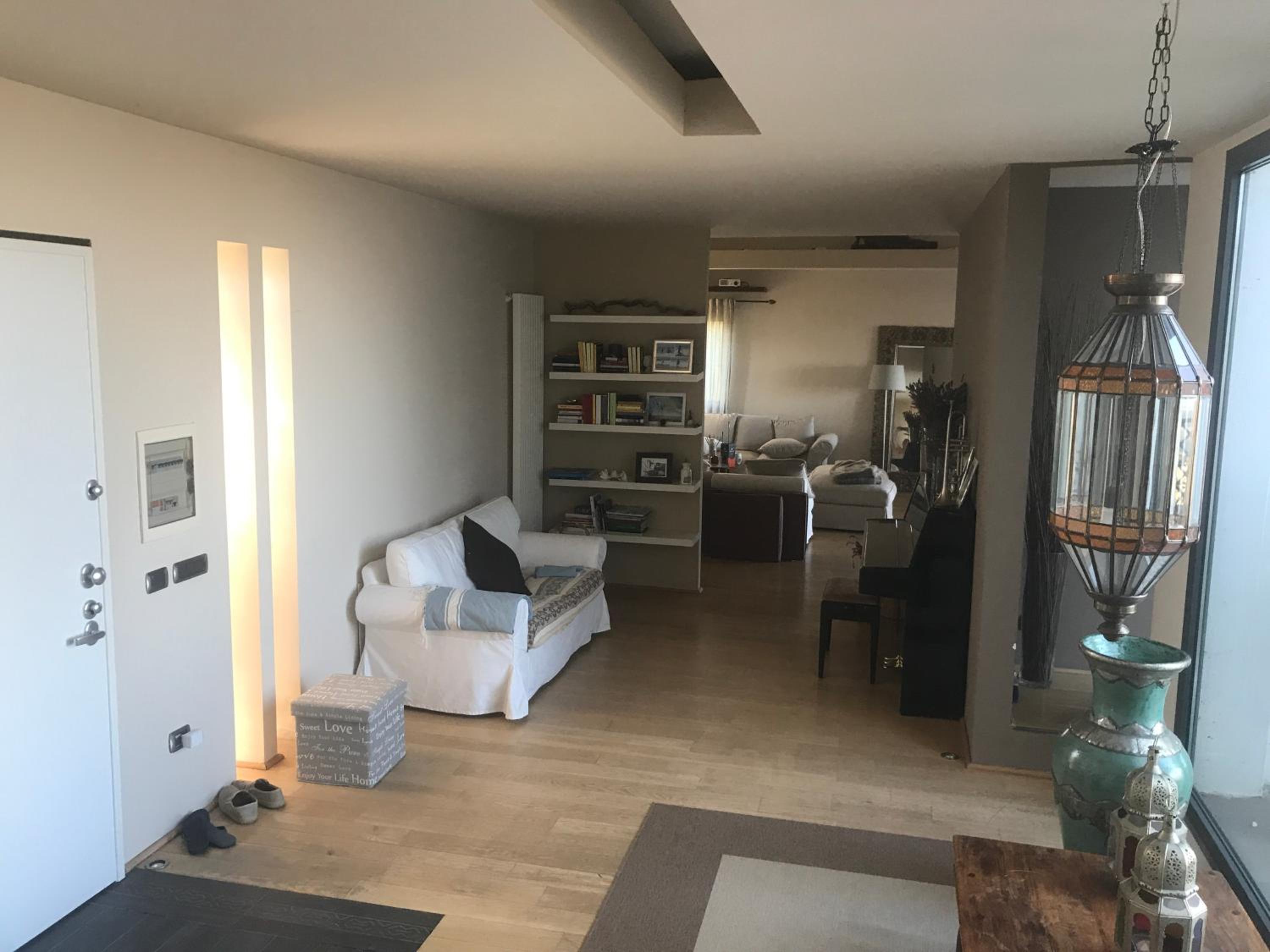 Villa photo 1