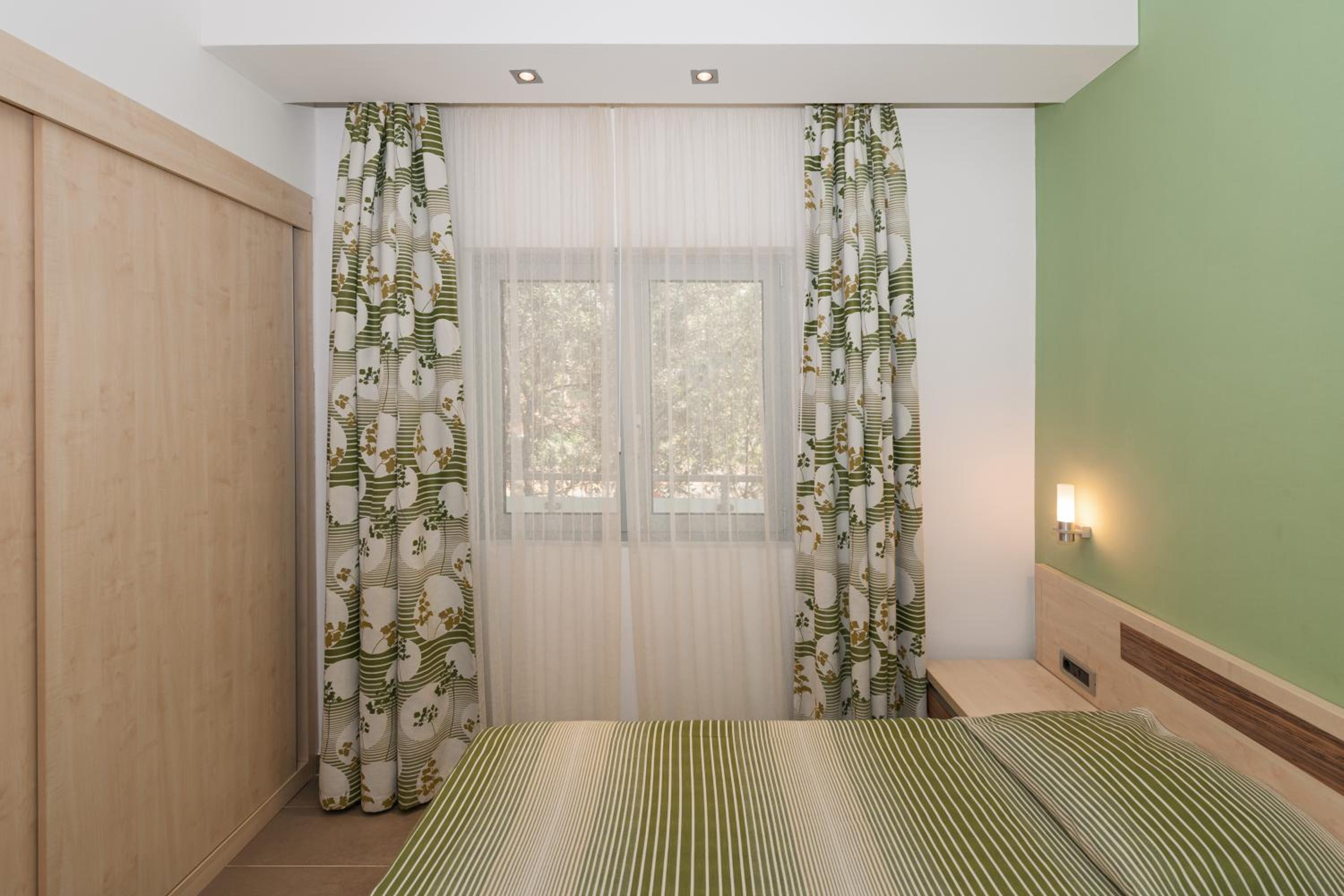 Superior One-Bedroom Apartment for 4 Adults photo 3