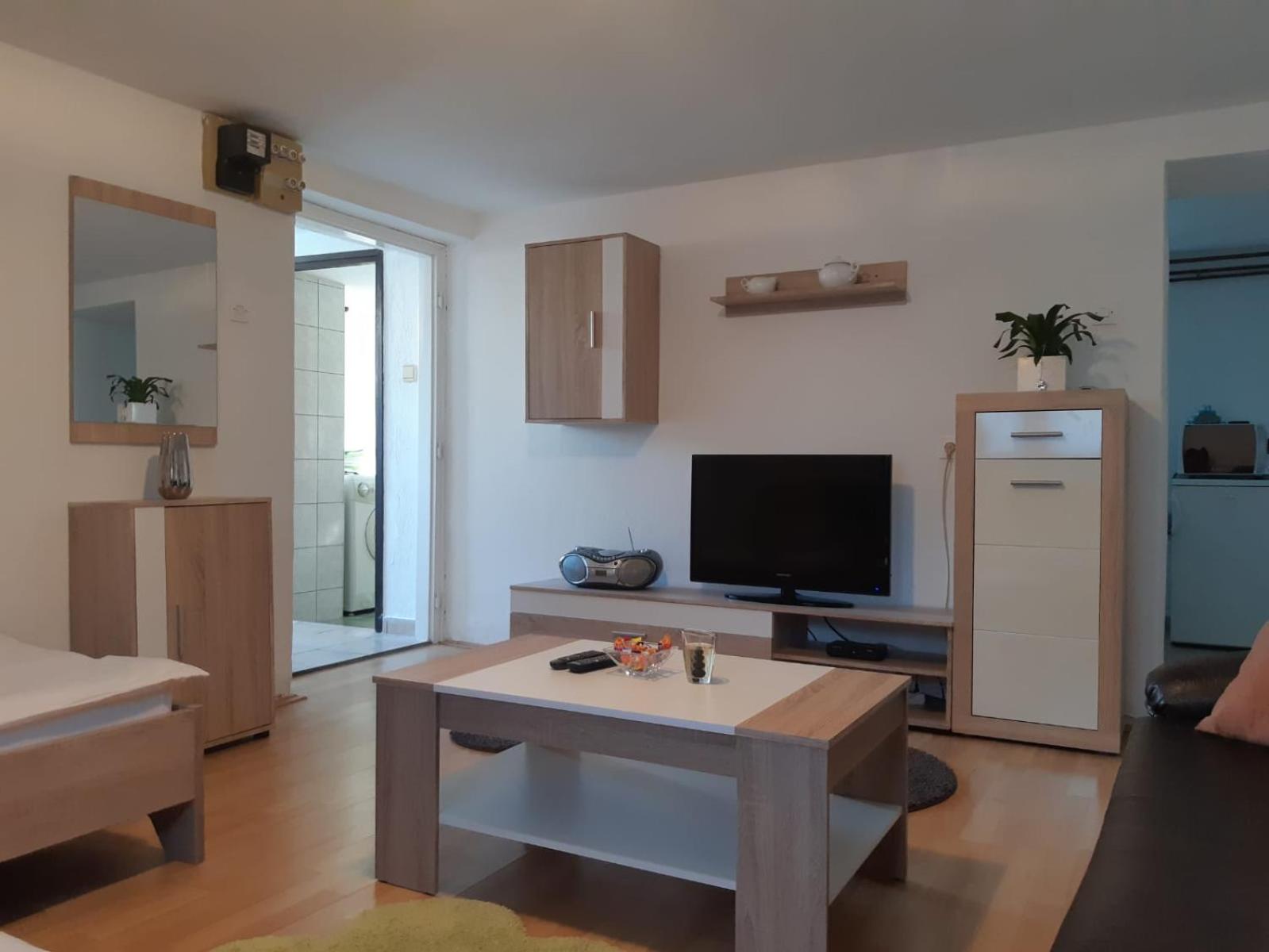 Studio Apartment