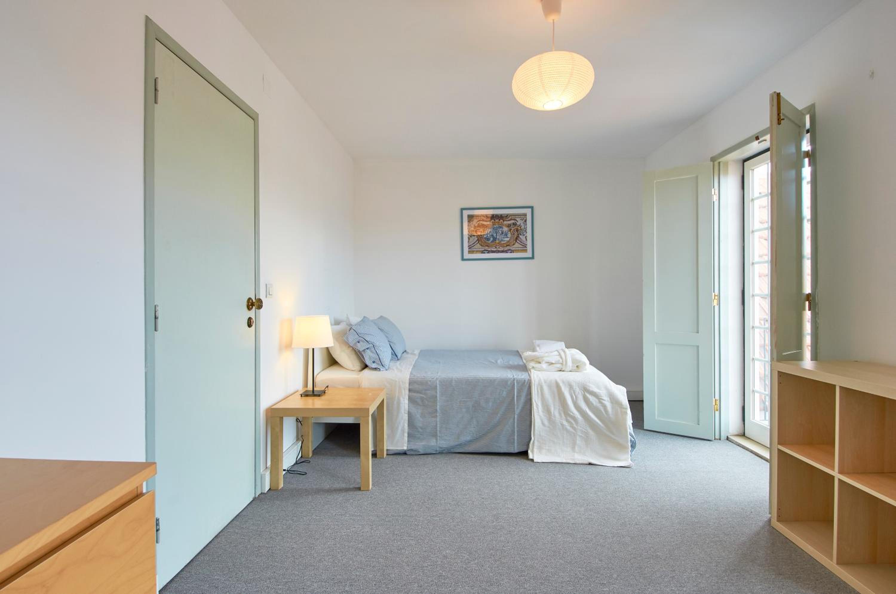 Double Room with Balcony with Shared Bathroom photo 1