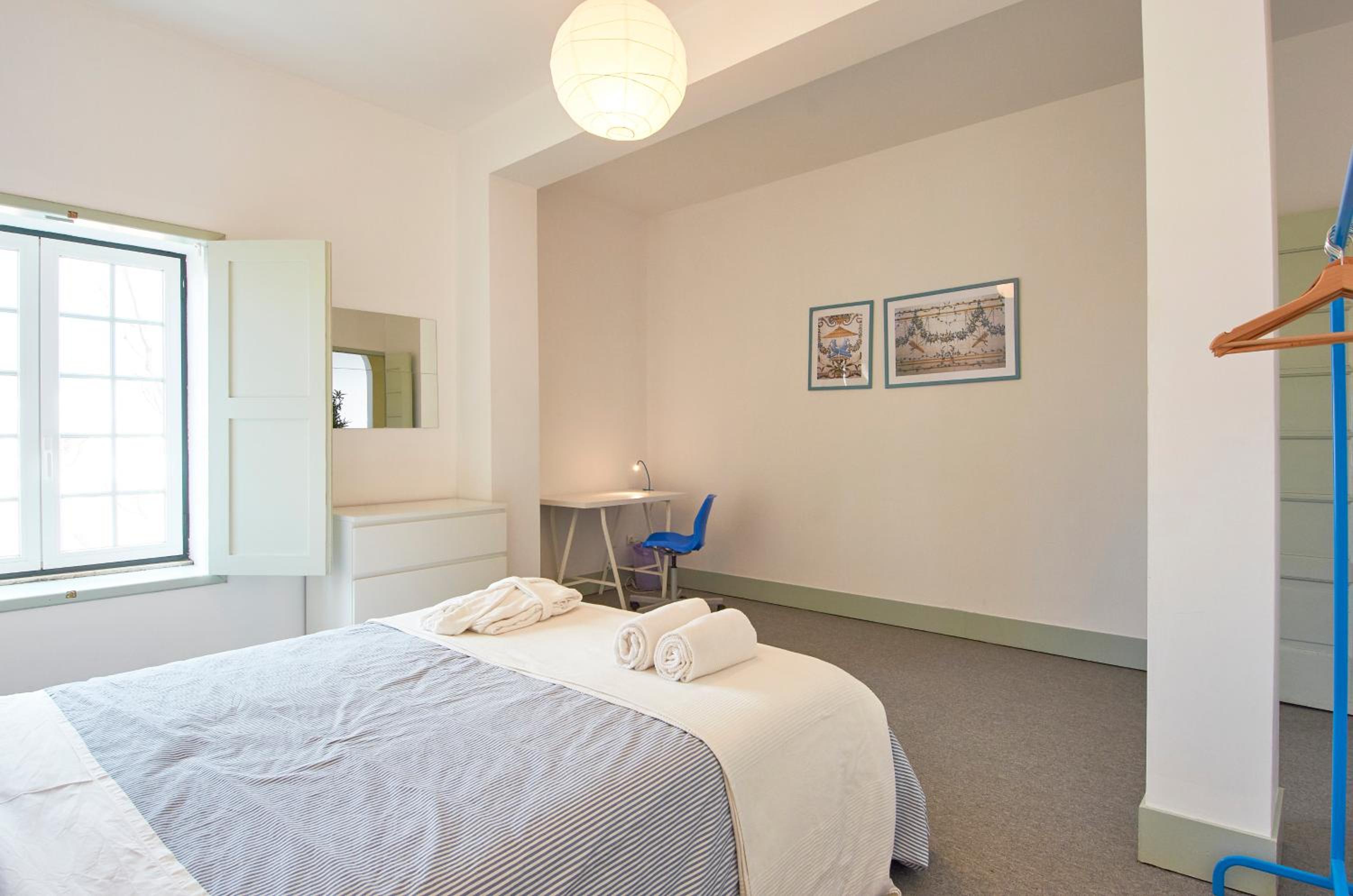 Double Room with Garden View with Shared Bathroom photo 3