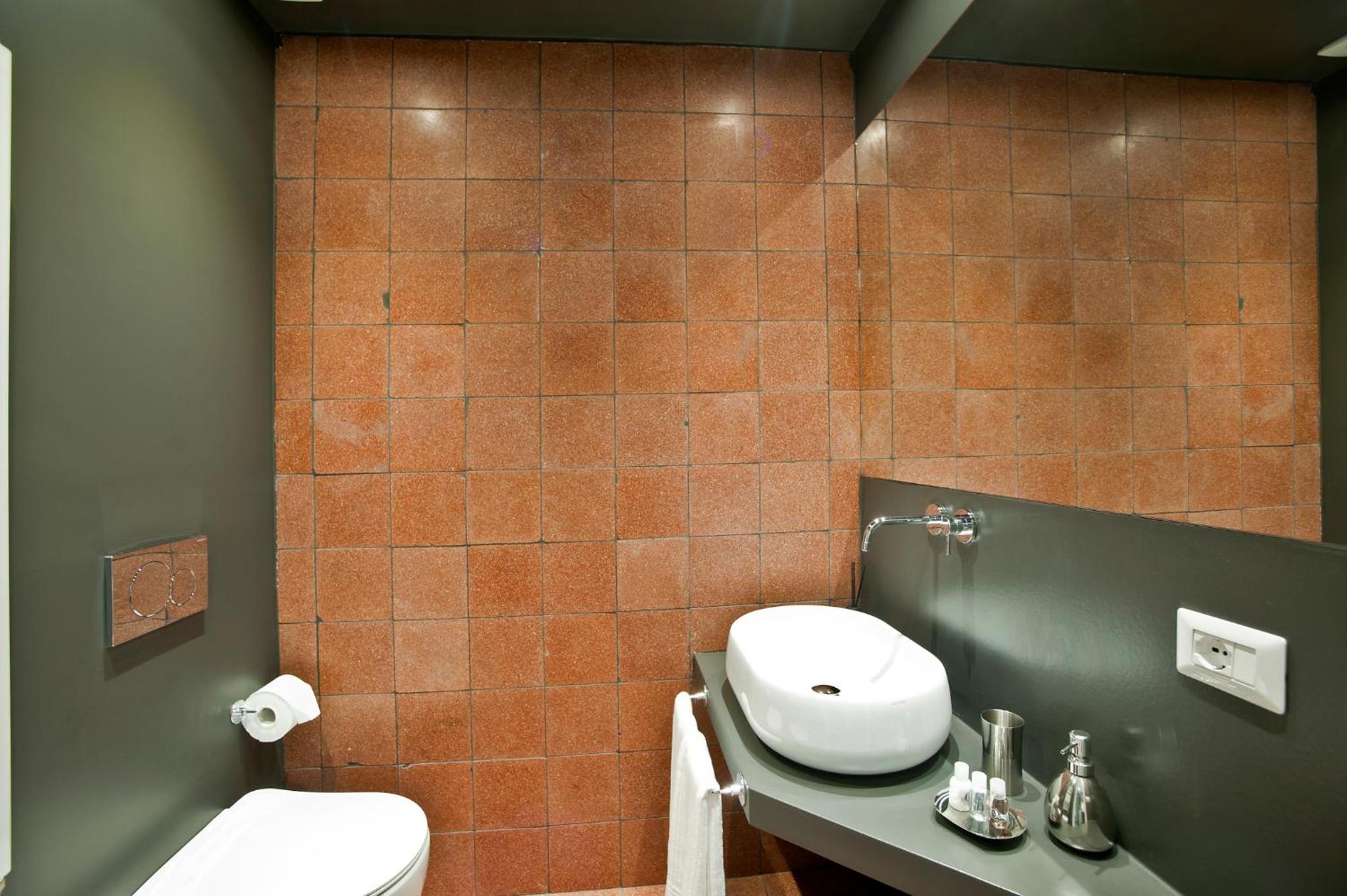 Deluxe Room - Photo 9