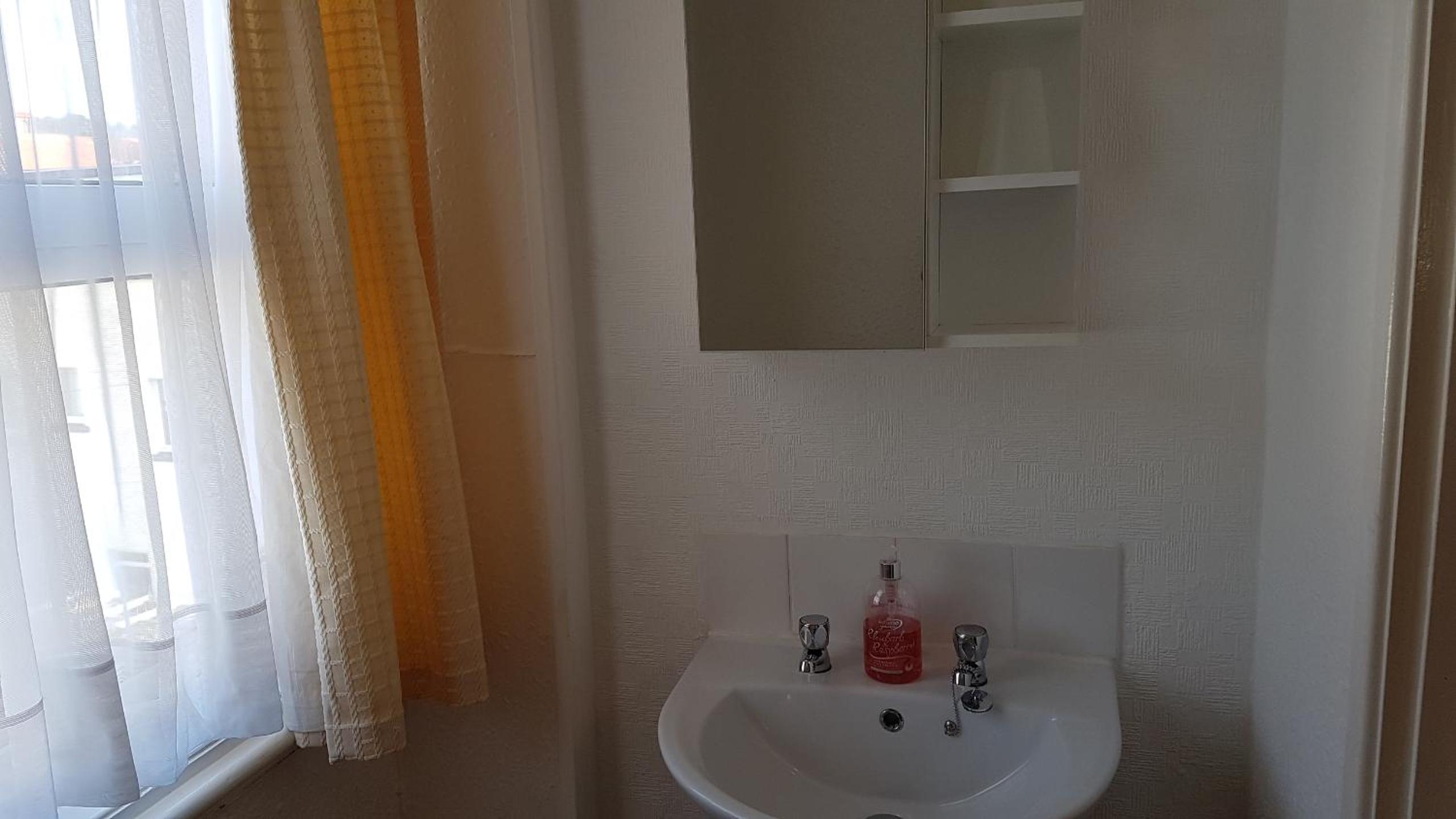 Family Room with Bath photo 3