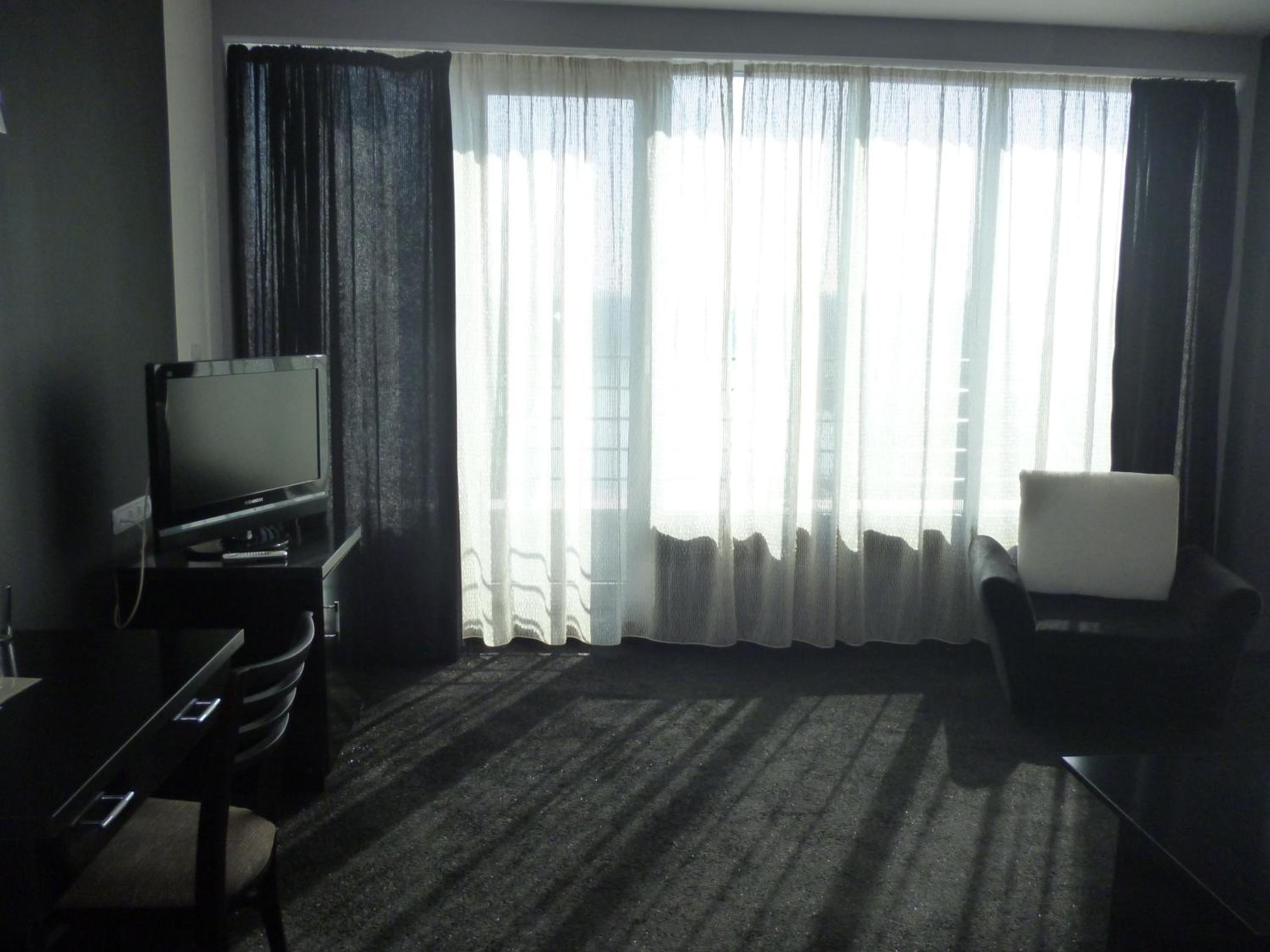 King Studio with Sofa Bed photo 2