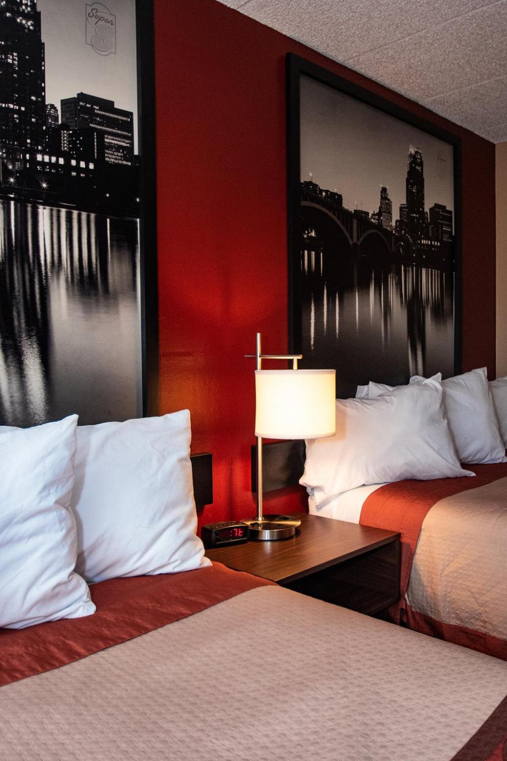 Deluxe Double Room with Two Double Beds - Non-Smoking - Photo 3