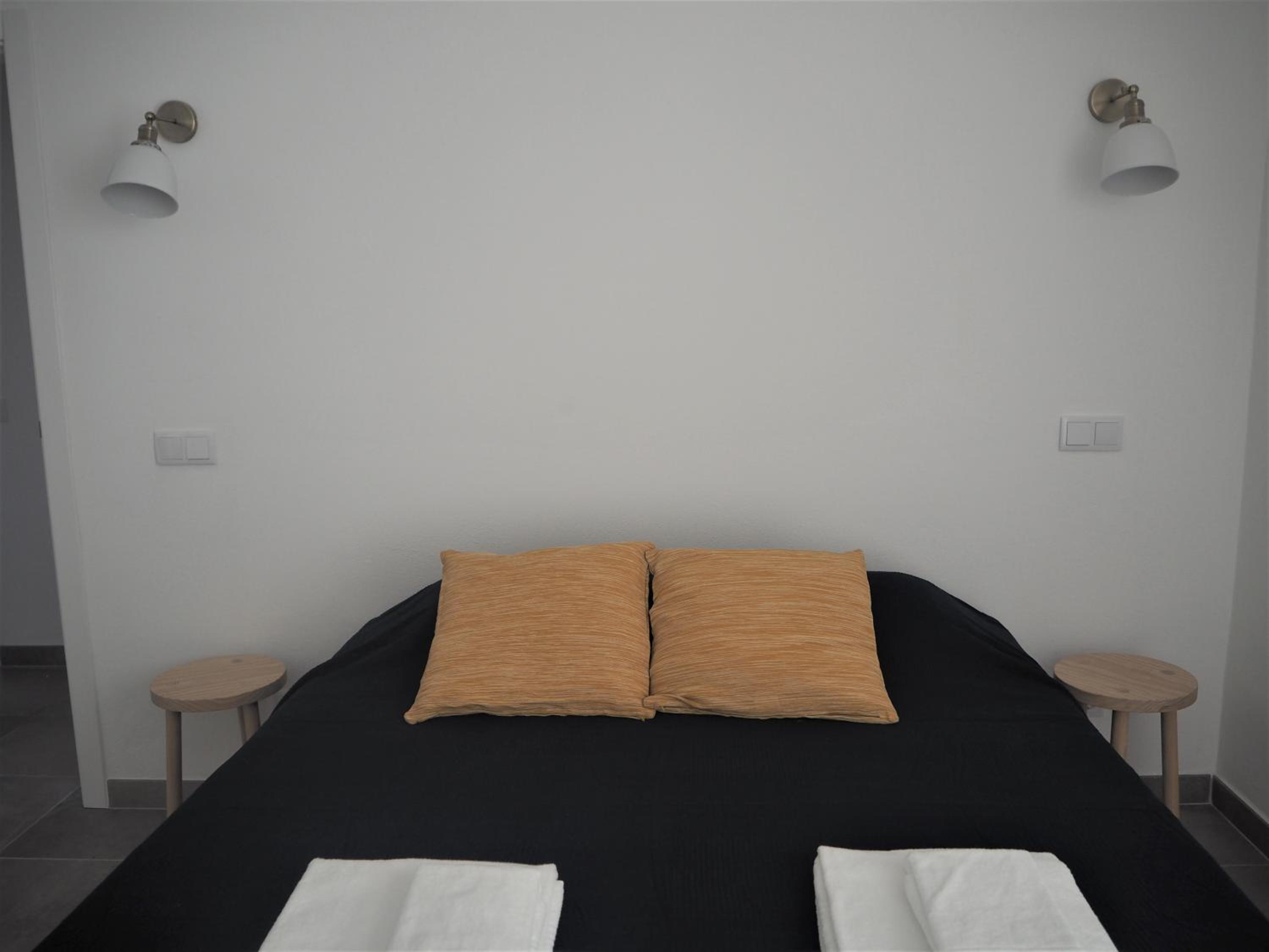 Triple Room with Private Bathroom - Photo 3