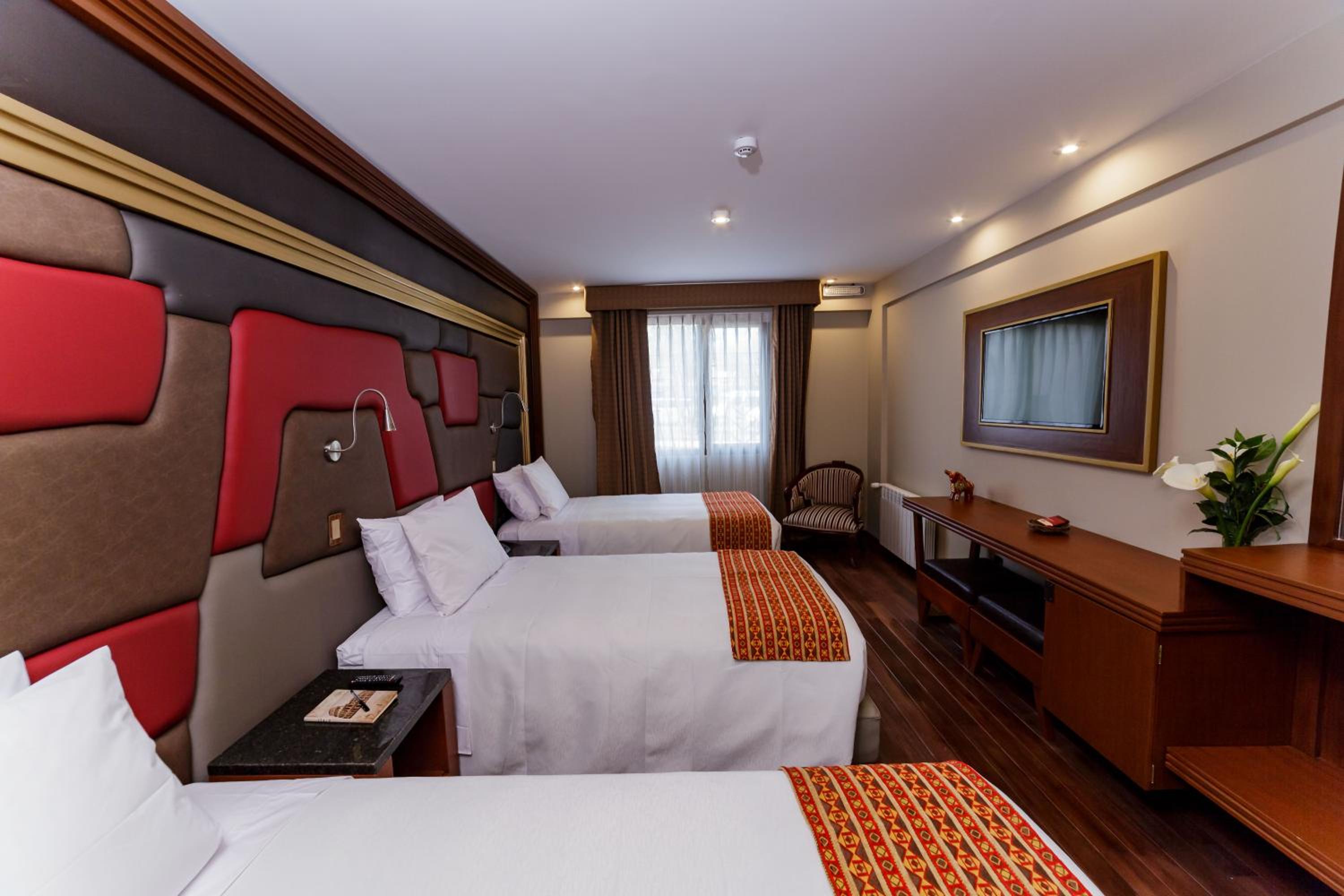 Deluxe Suite with Spa Bath photo 1
