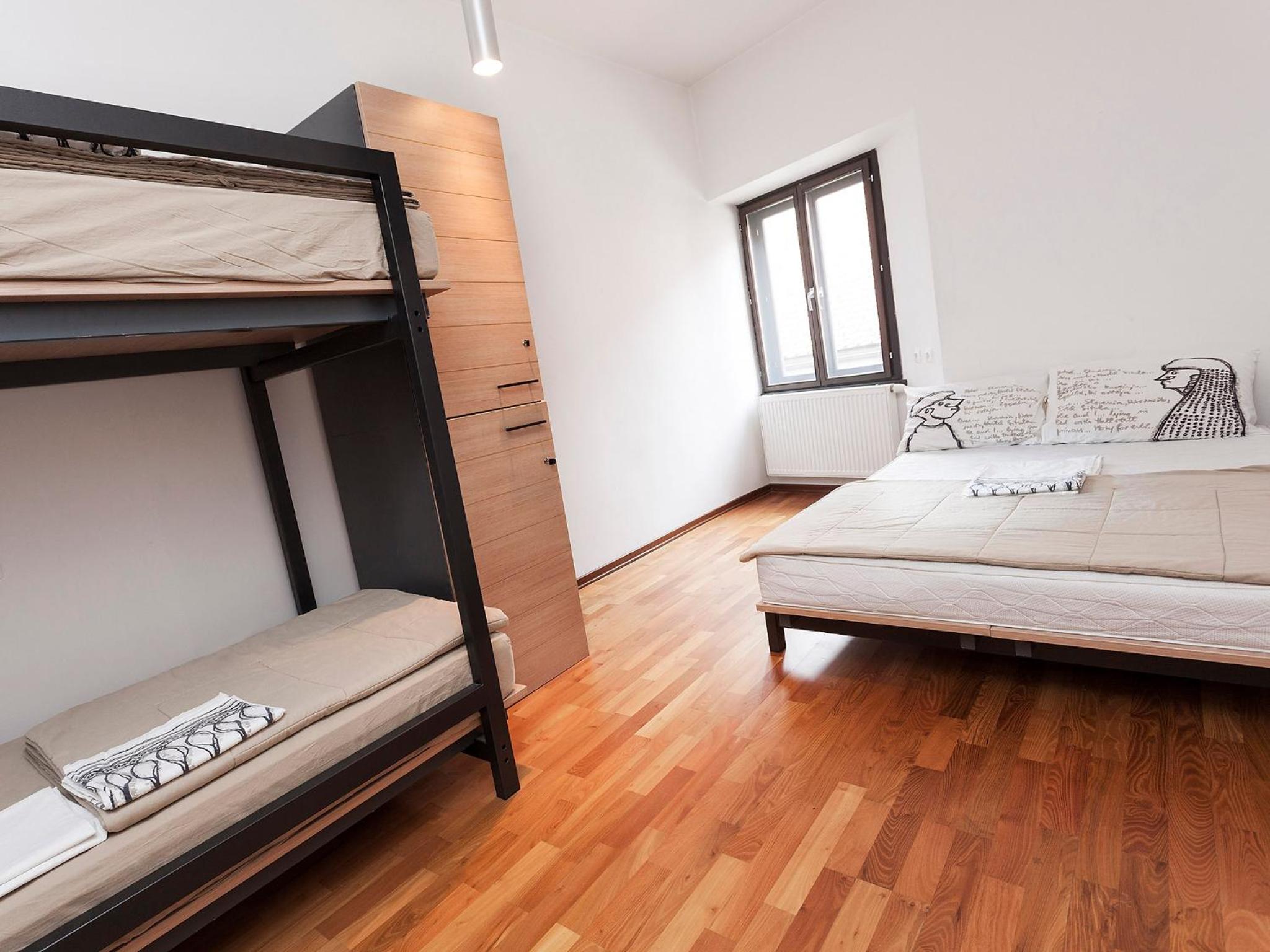 Triple Room with Shared Bathroom photo 2