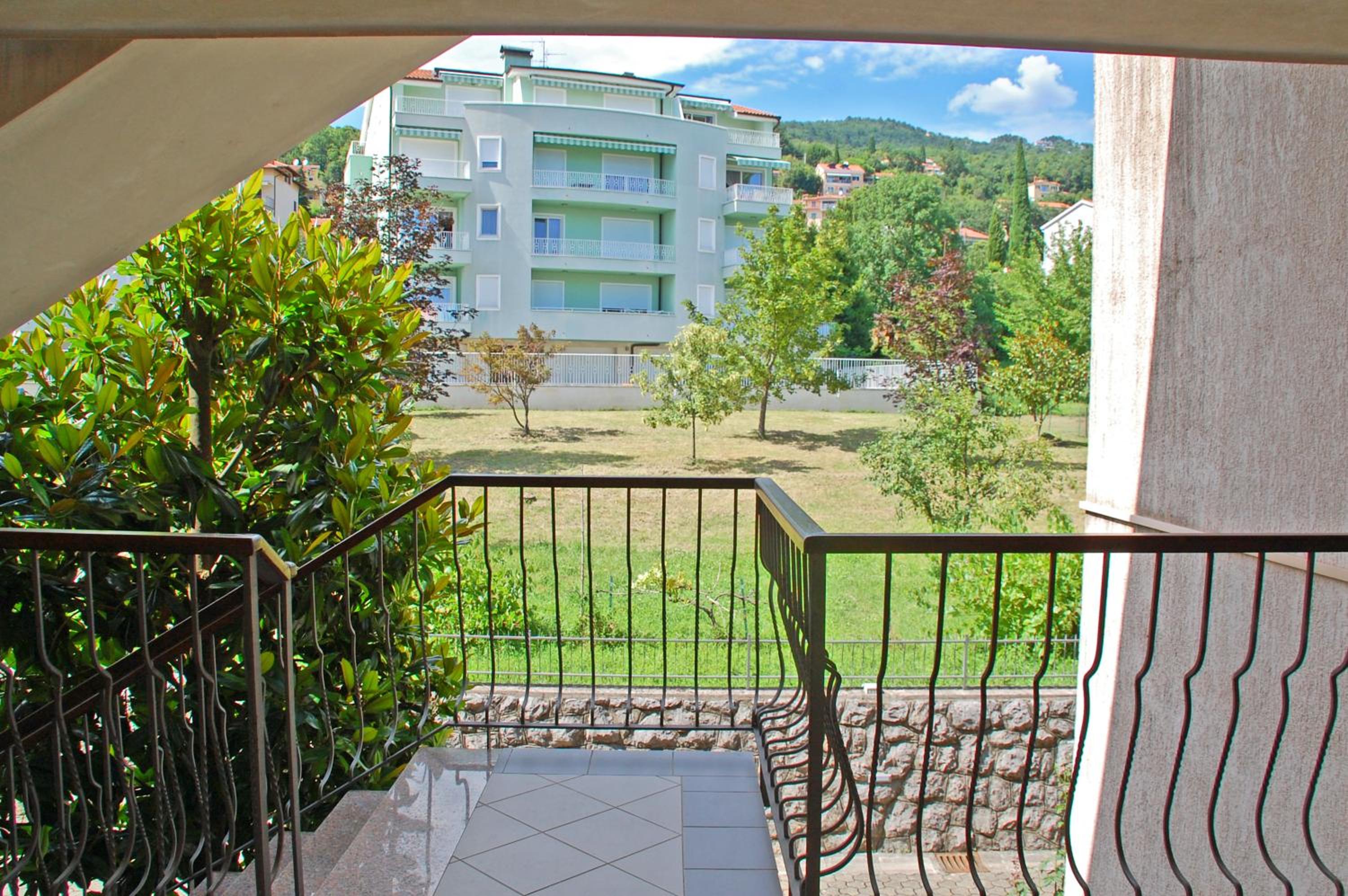 Apartment with Sea View photo 2