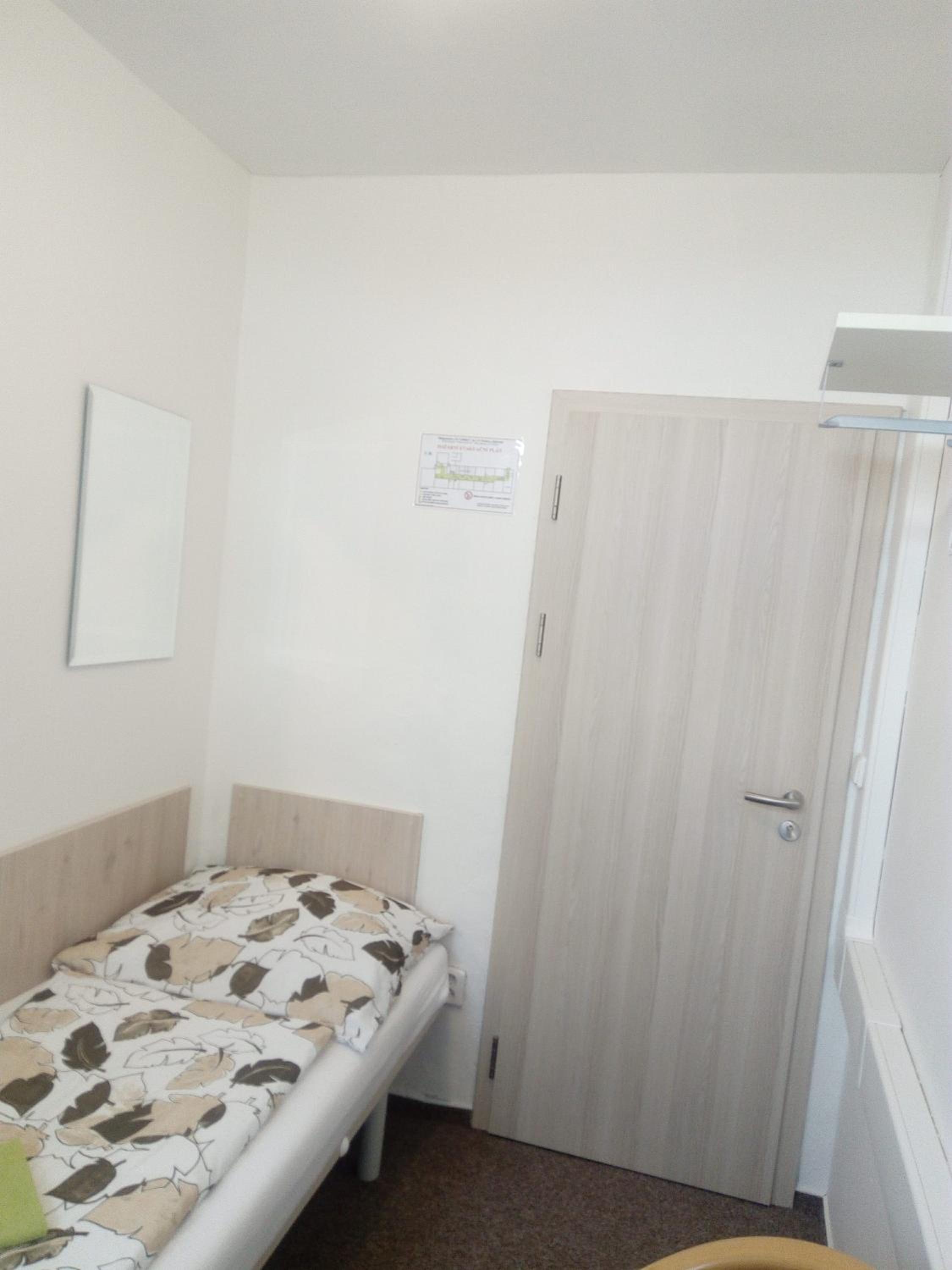 Single Room photo 3