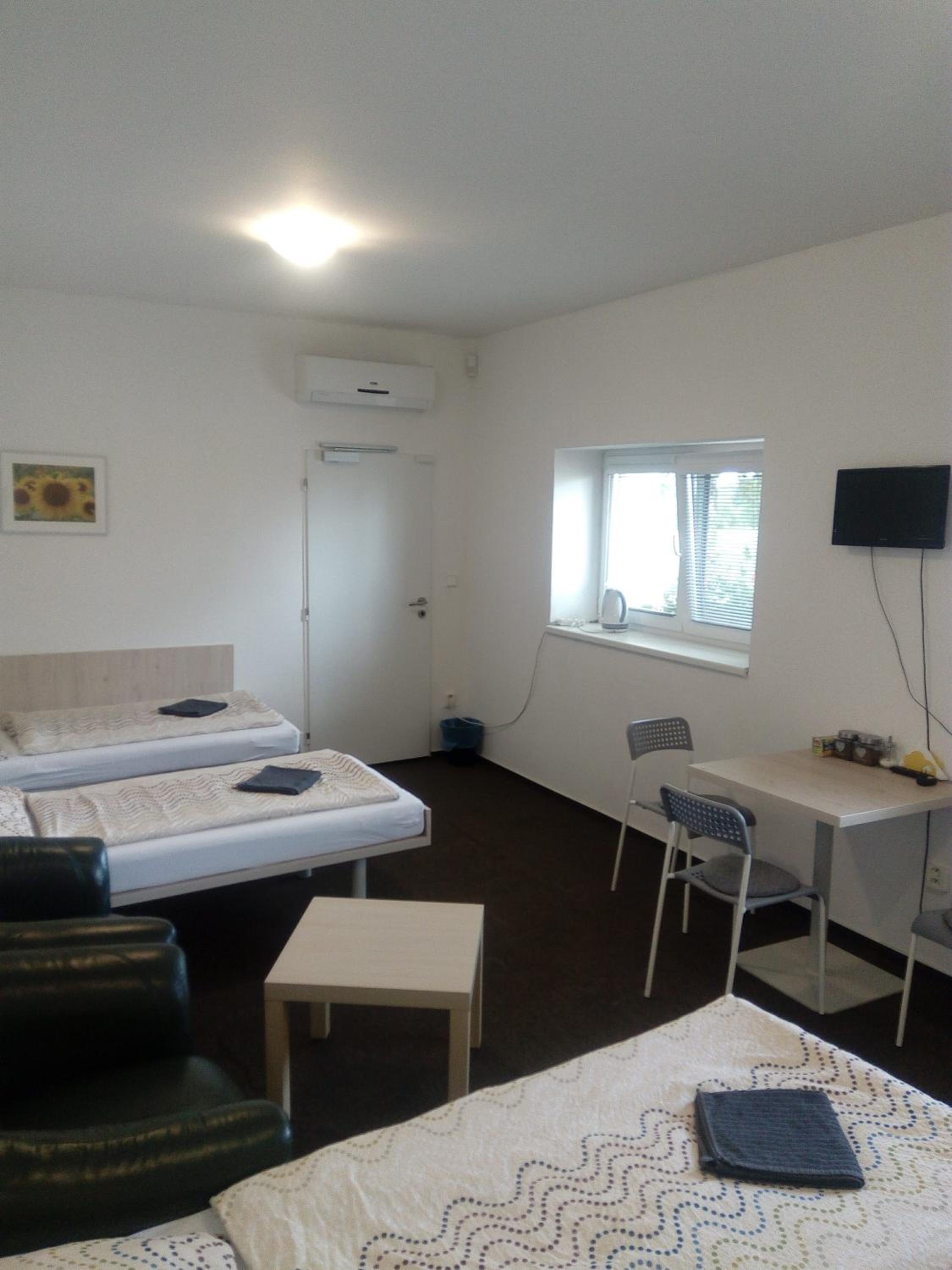 Mini Suite - Photo 5