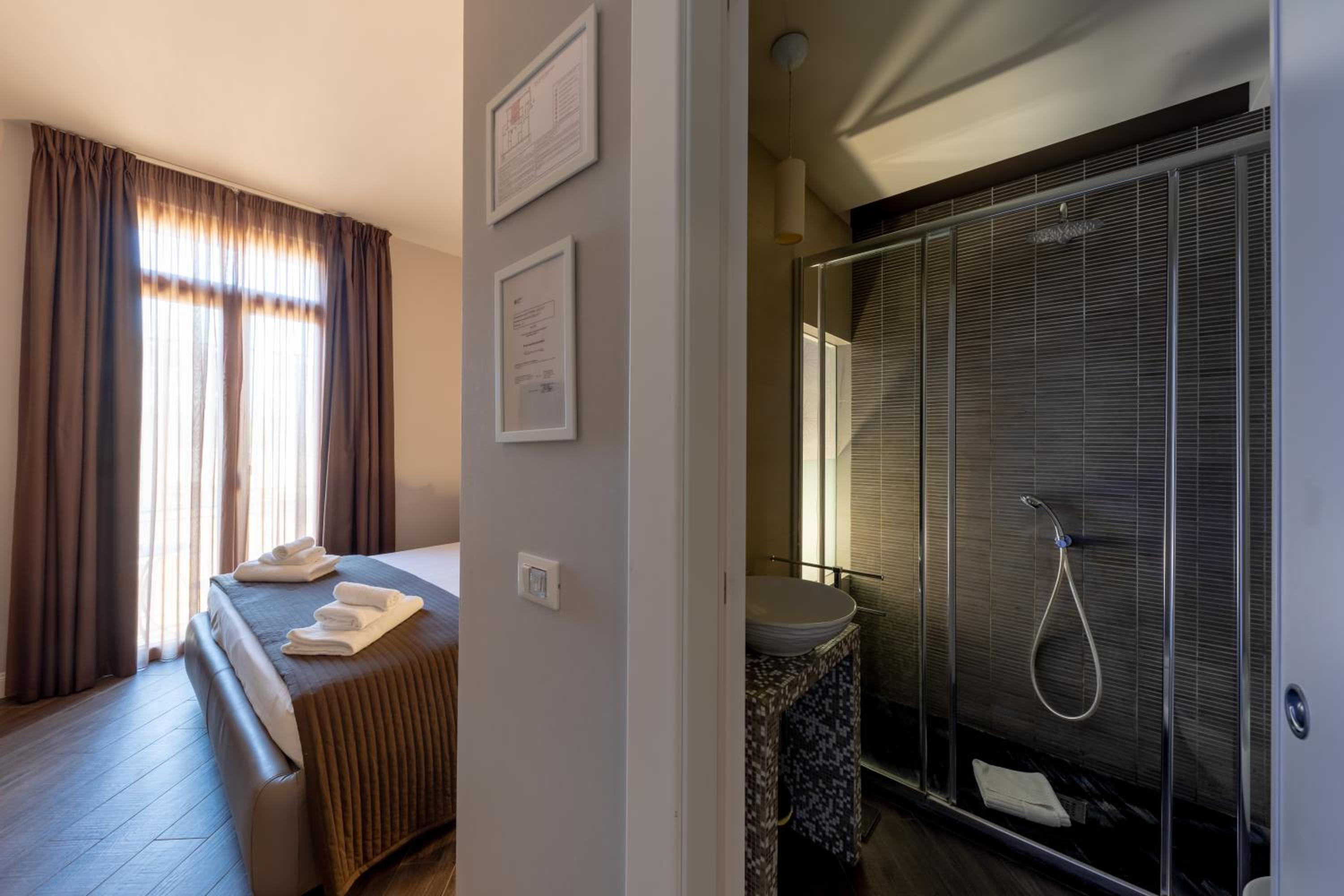 Double Room with City View photo 2