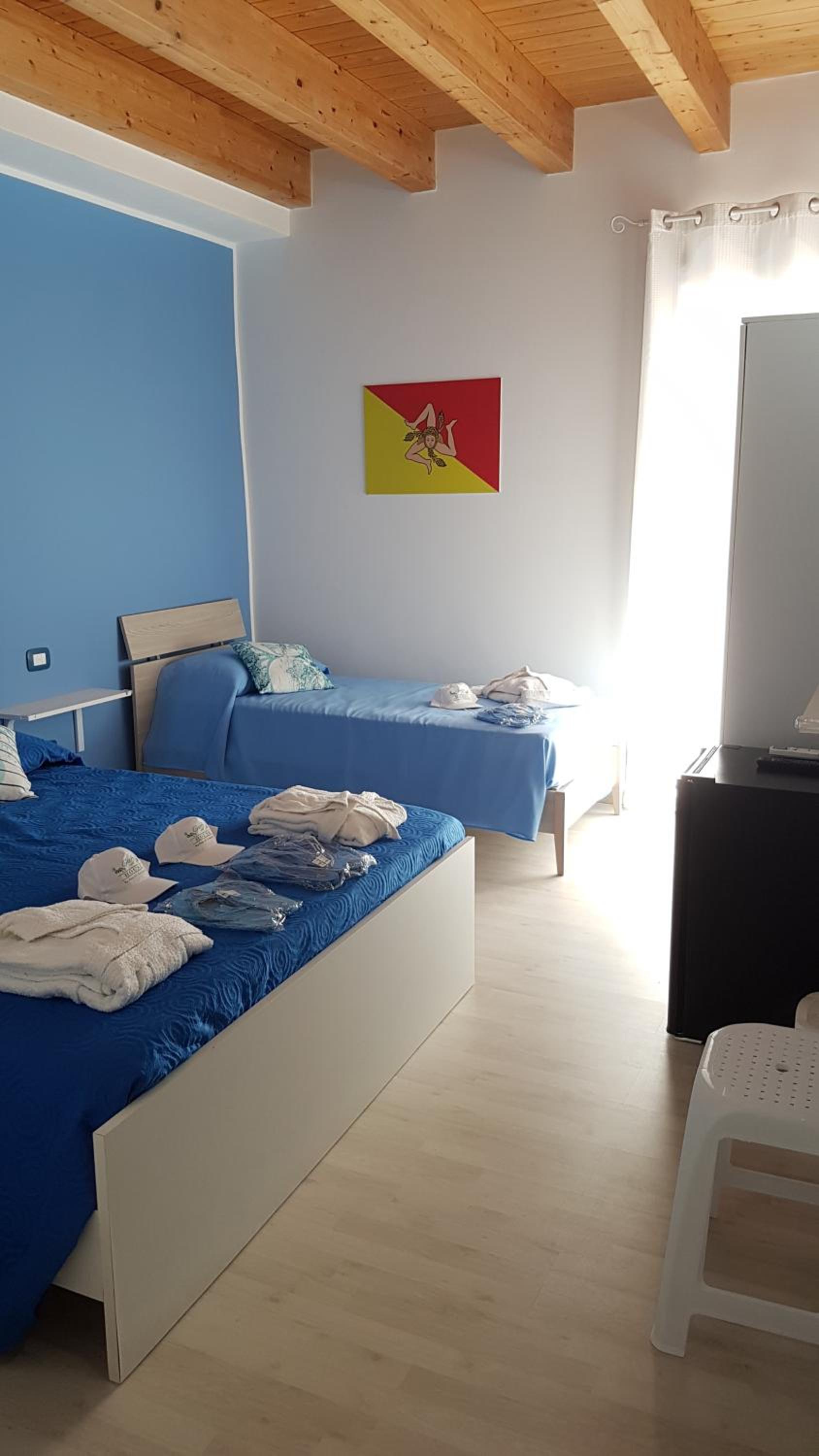 Triple Room with Balcony - Photo 1
