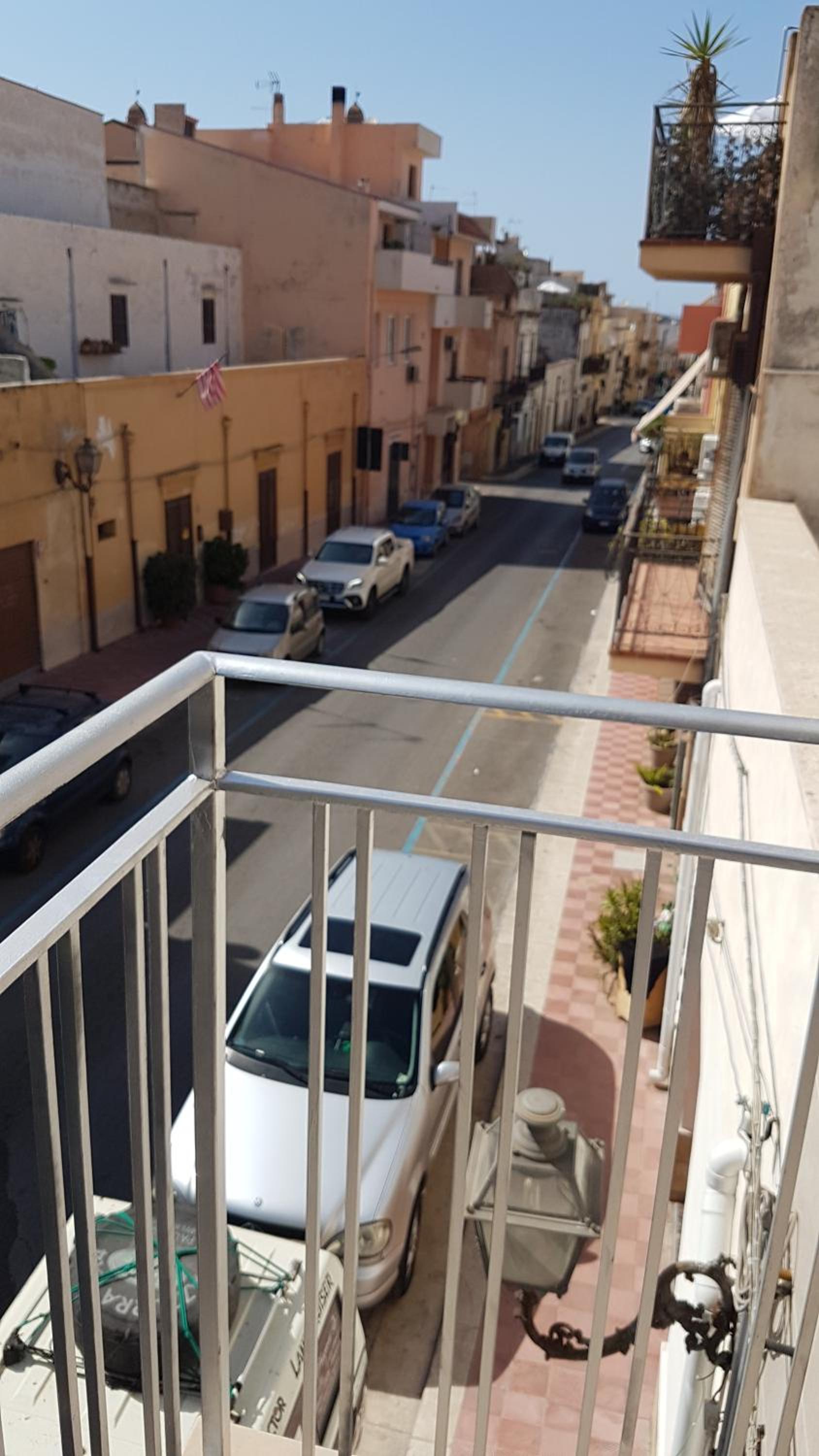 Triple Room with Balcony - Photo 2
