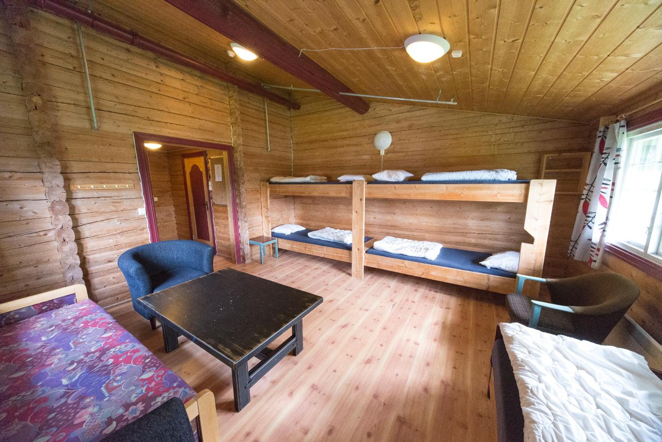 Quadruple Room with Shower - Photo 1