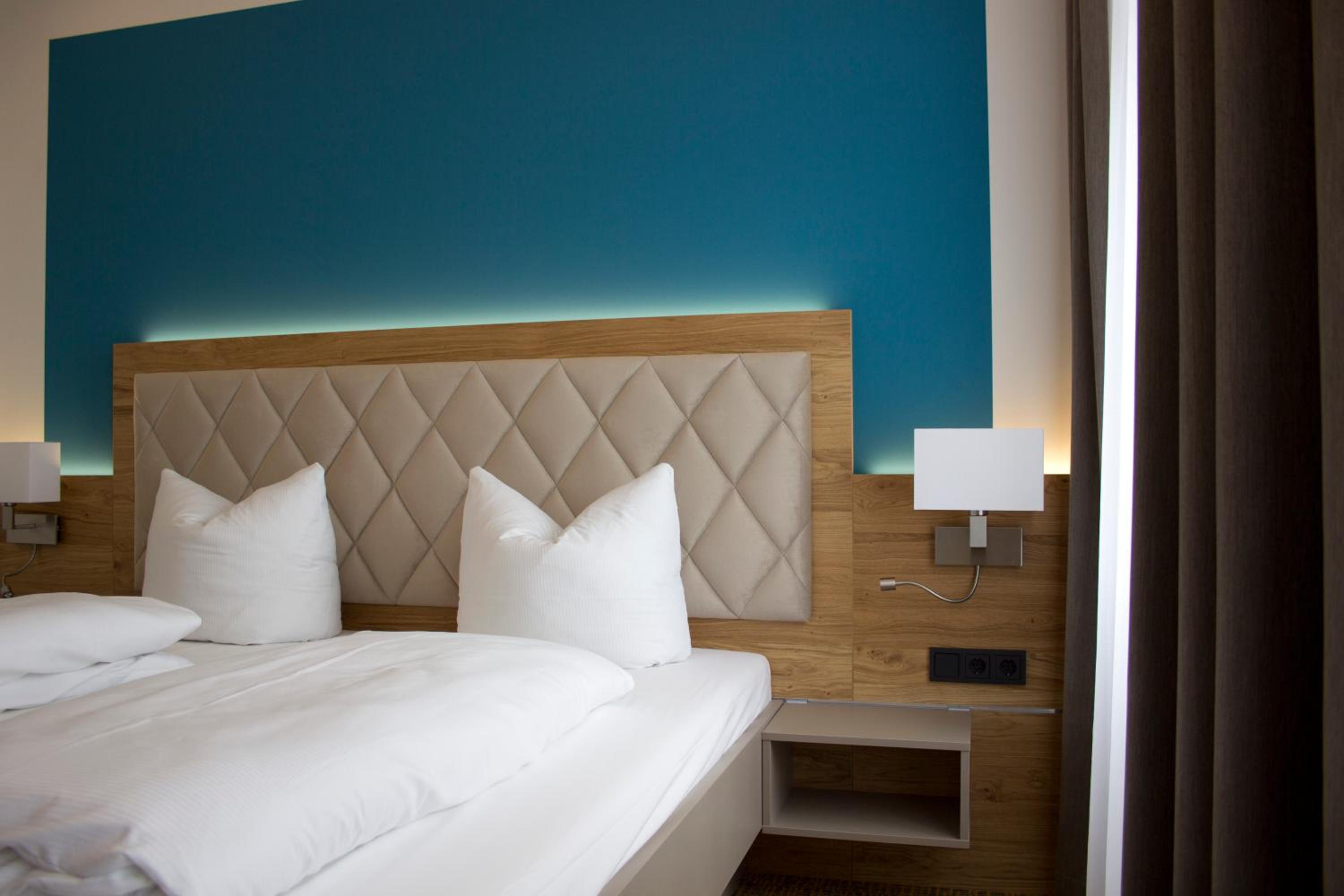 Standard Double Room - Photo 3