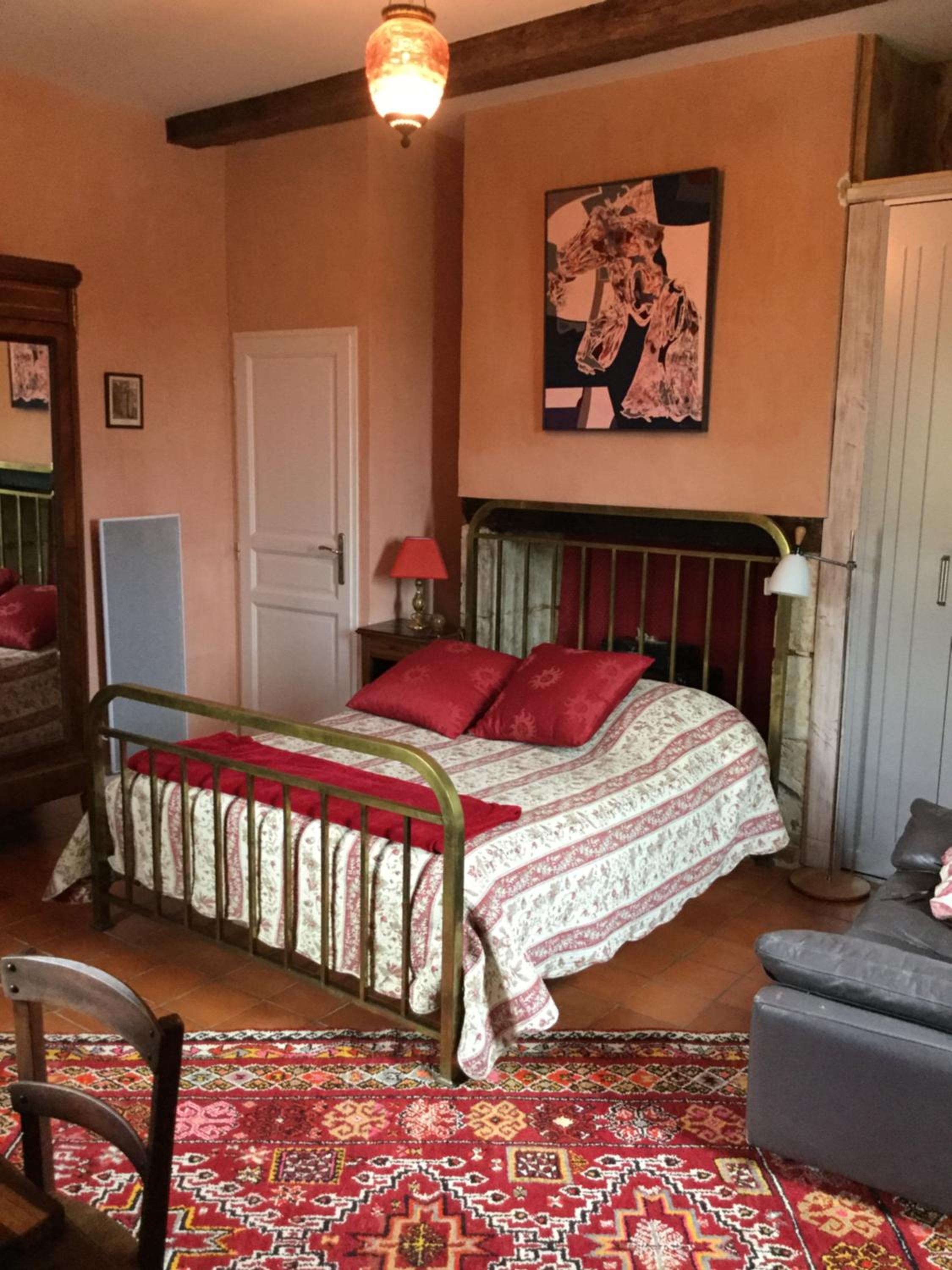 Deluxe Room (2 Adults + 1 Child) photo 2