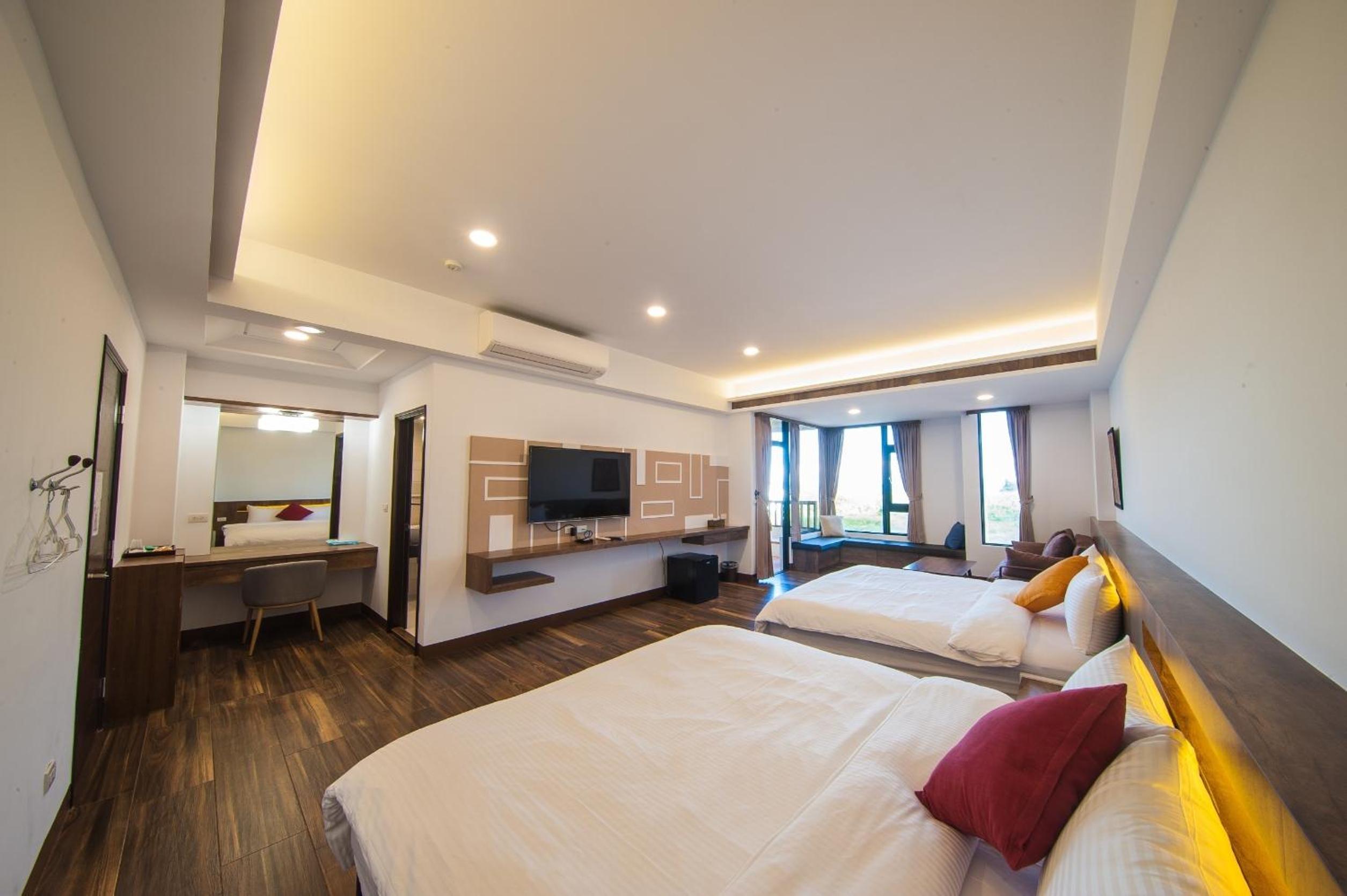 Deluxe Quadruple Room photo 3
