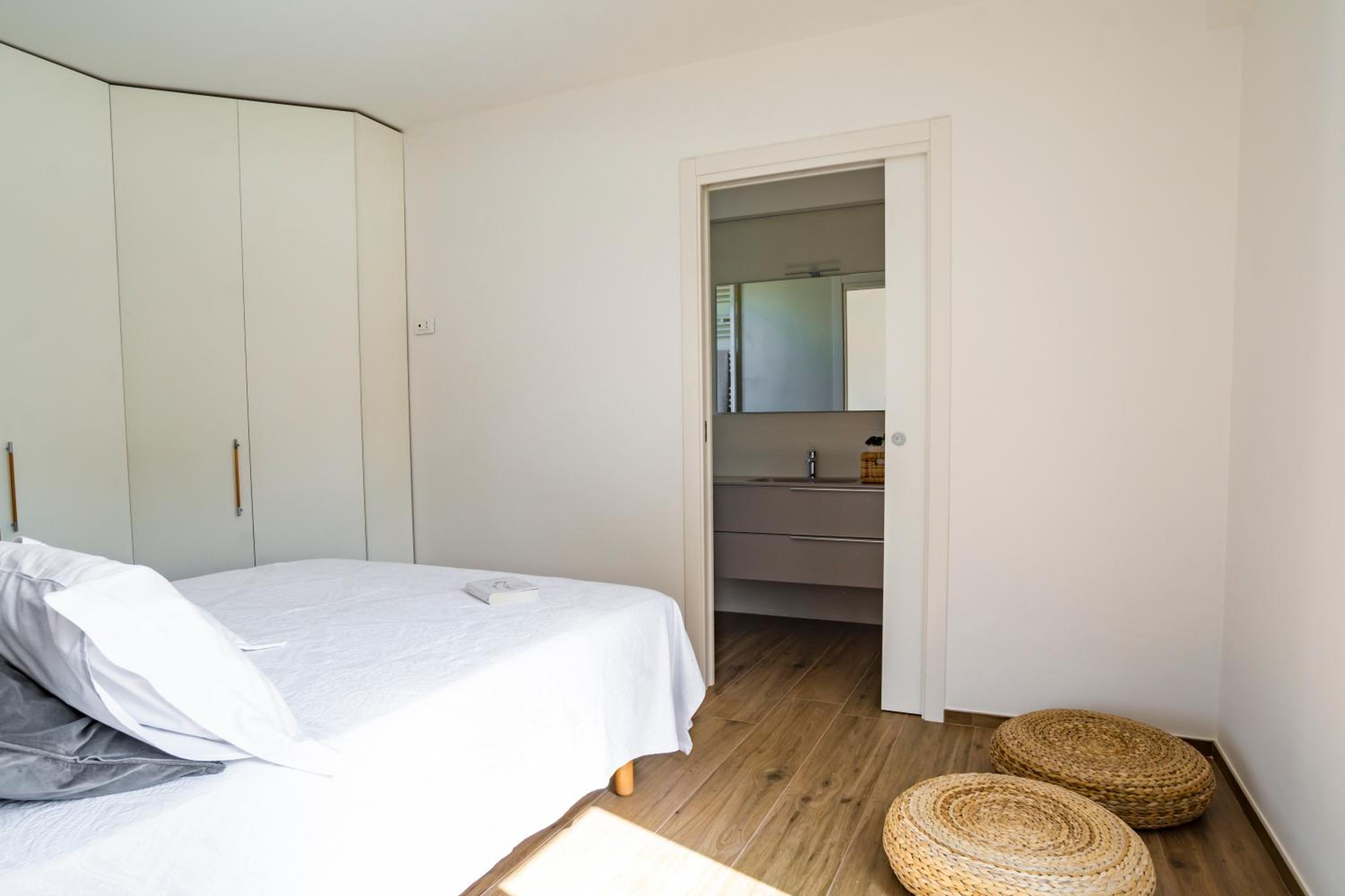 Double Room with Terrace - Photo 3