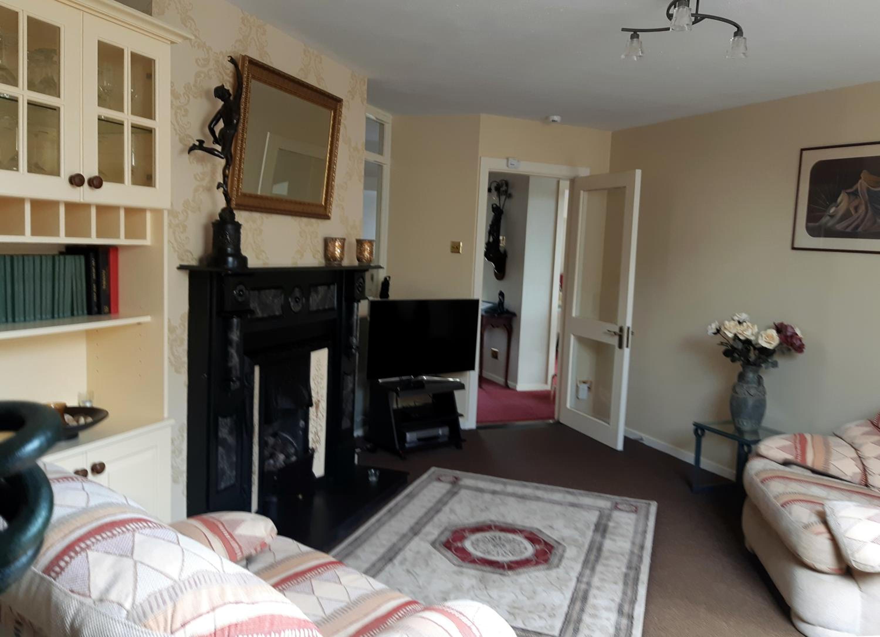 Standard Twin Room - Photo 3
