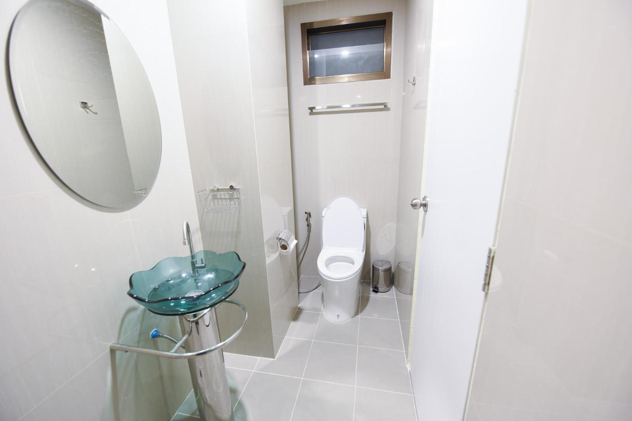 Deluxe King Room photo 2
