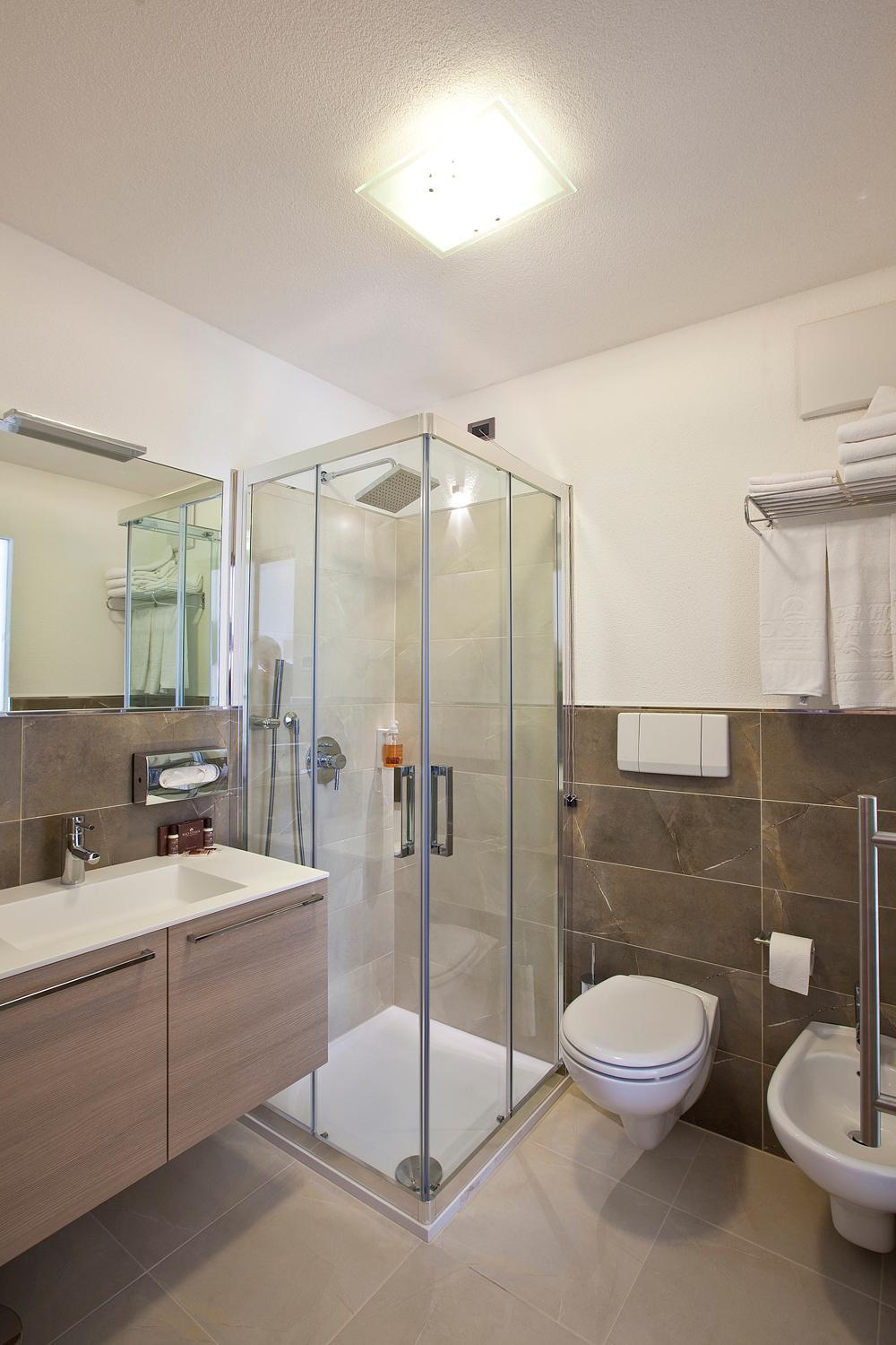 Classic Double or Twin Room photo 3