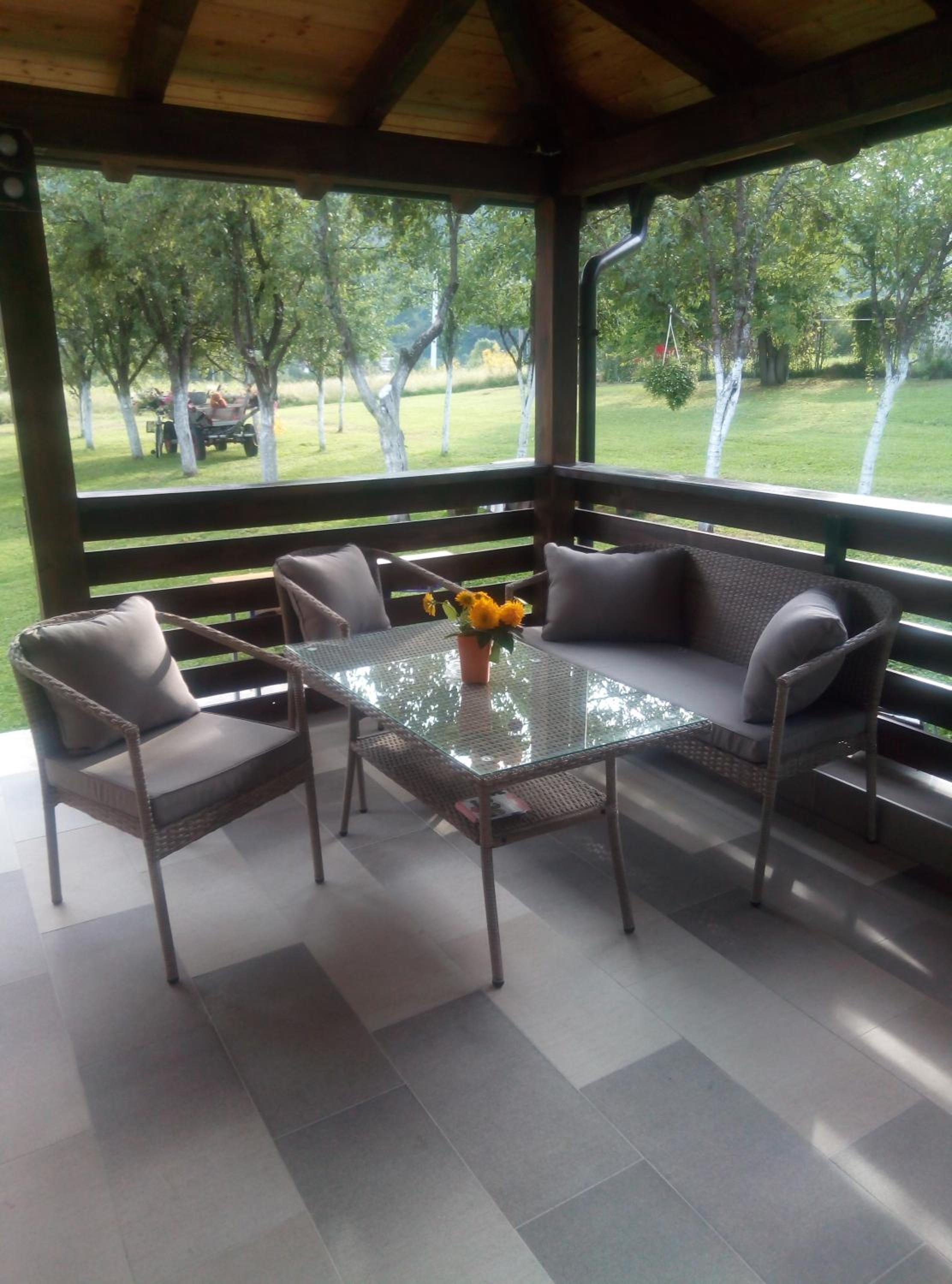 Apartment with Balcony - Photo 24
