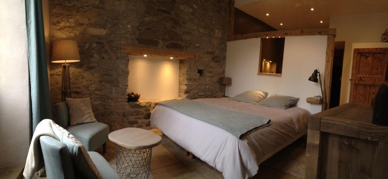 Deluxe Double Room - Photo 2