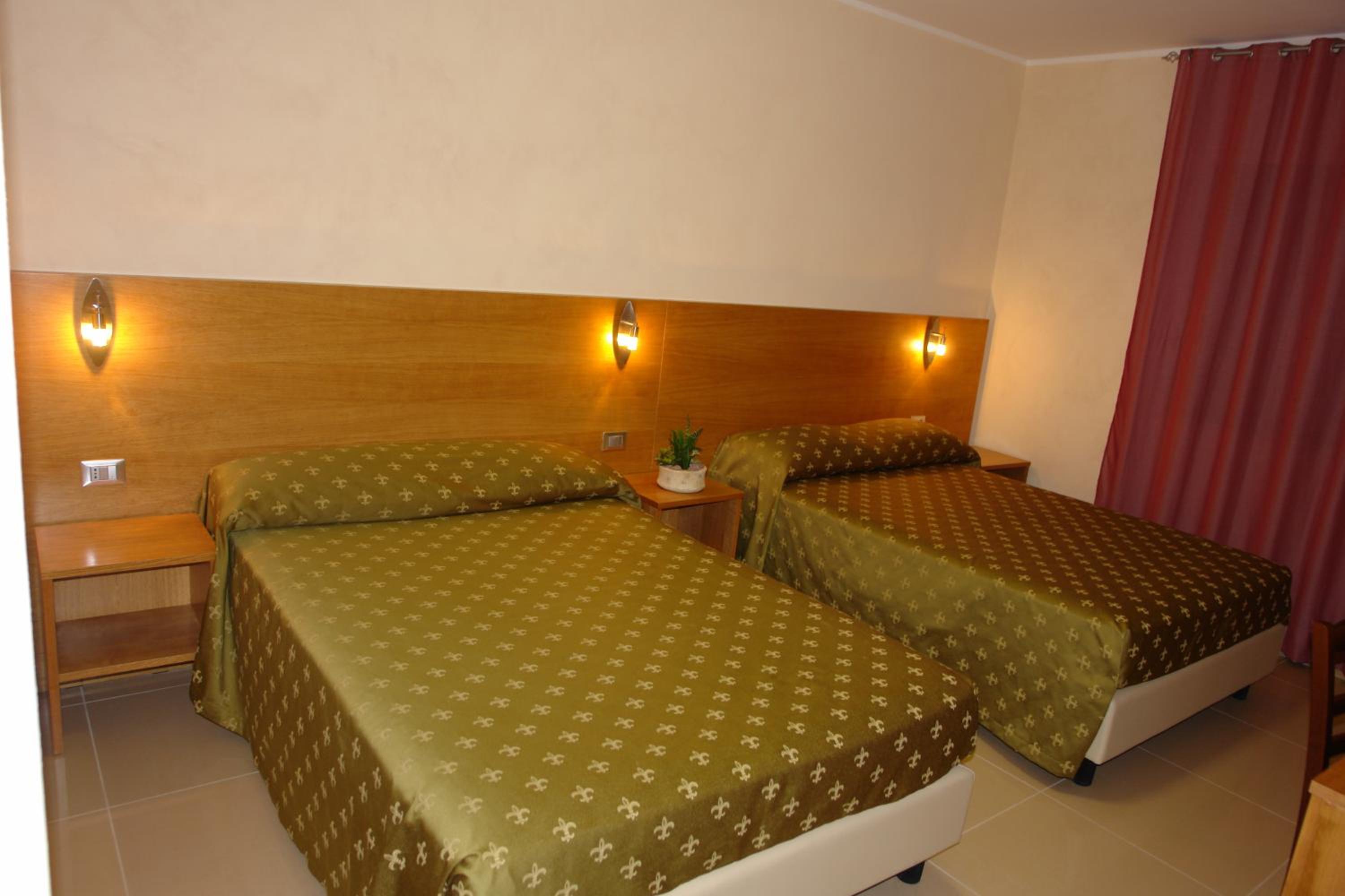 Triple Room photo 1
