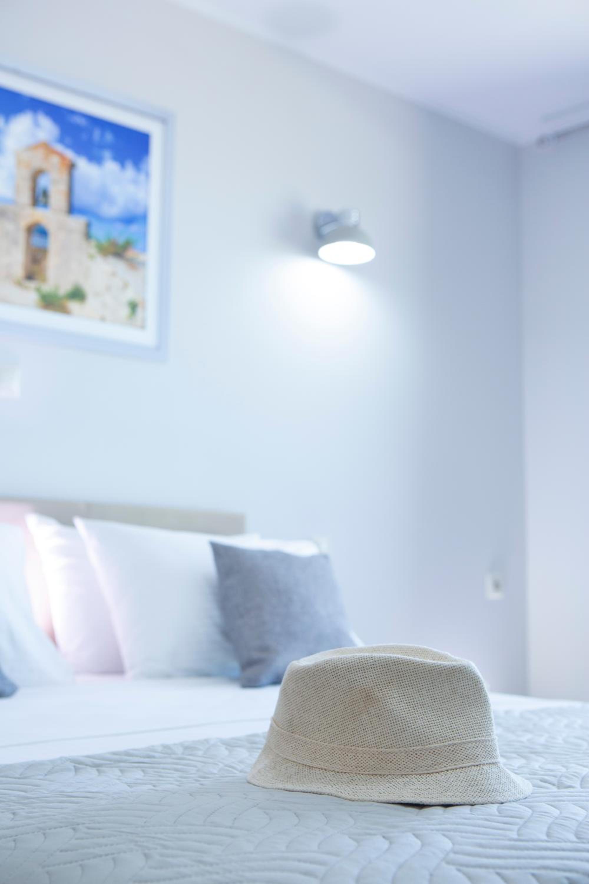 Deluxe Double Room with Balcony and Sea View